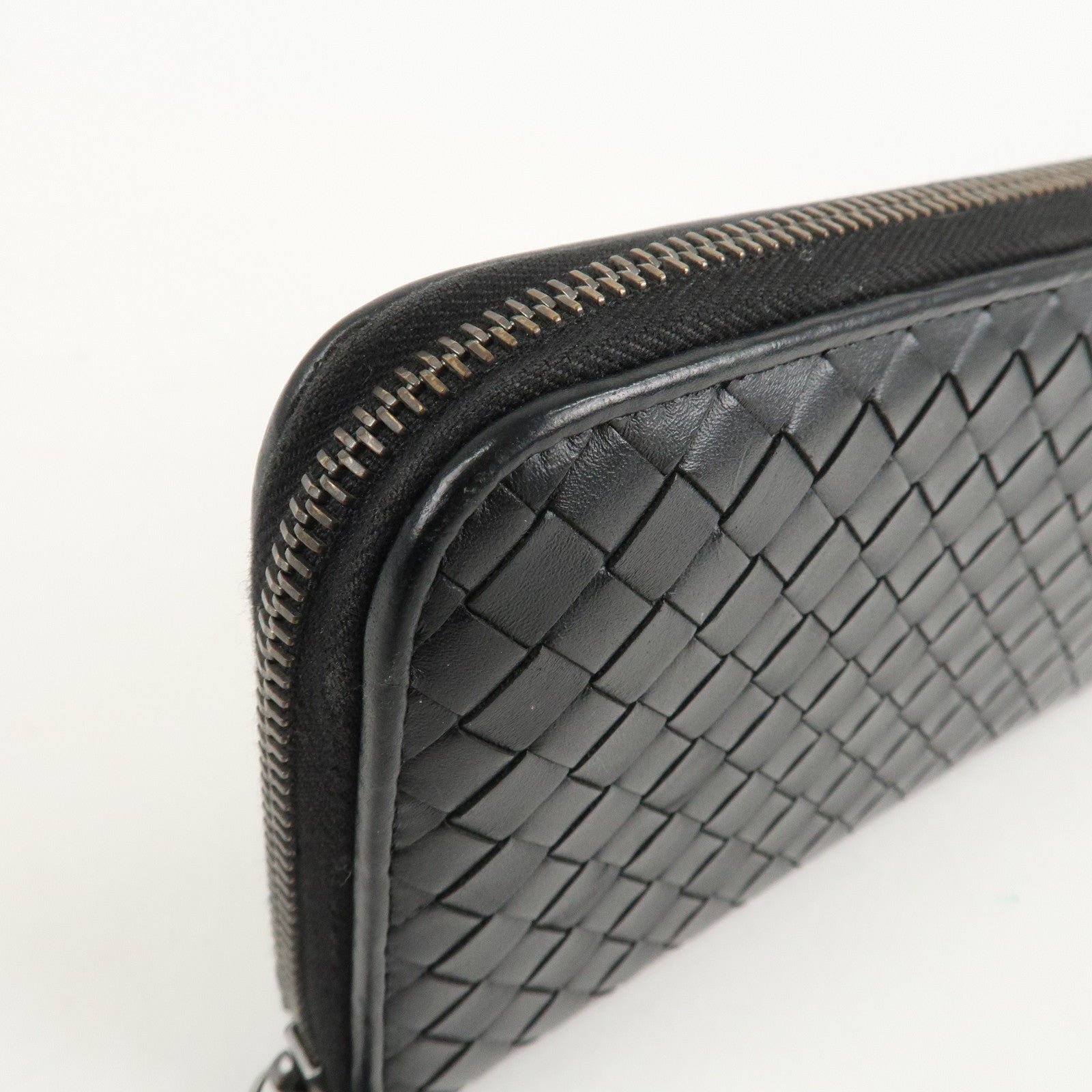 BOTTEGA VENETA Intrecciato Leather Zippy Around Long Wallet Black Used