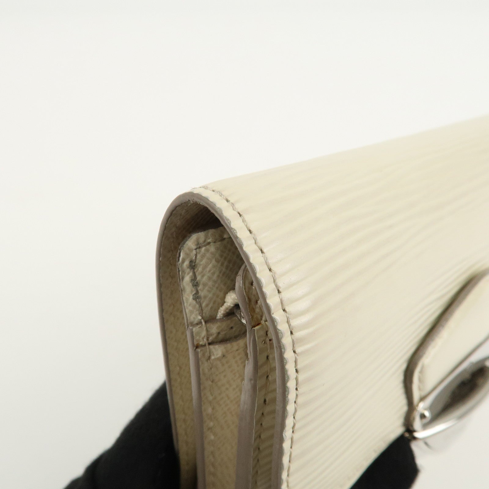 Louis Vuitton Epi Portefeuille Joy Tri-fold Wallet Ivory M6658J Used