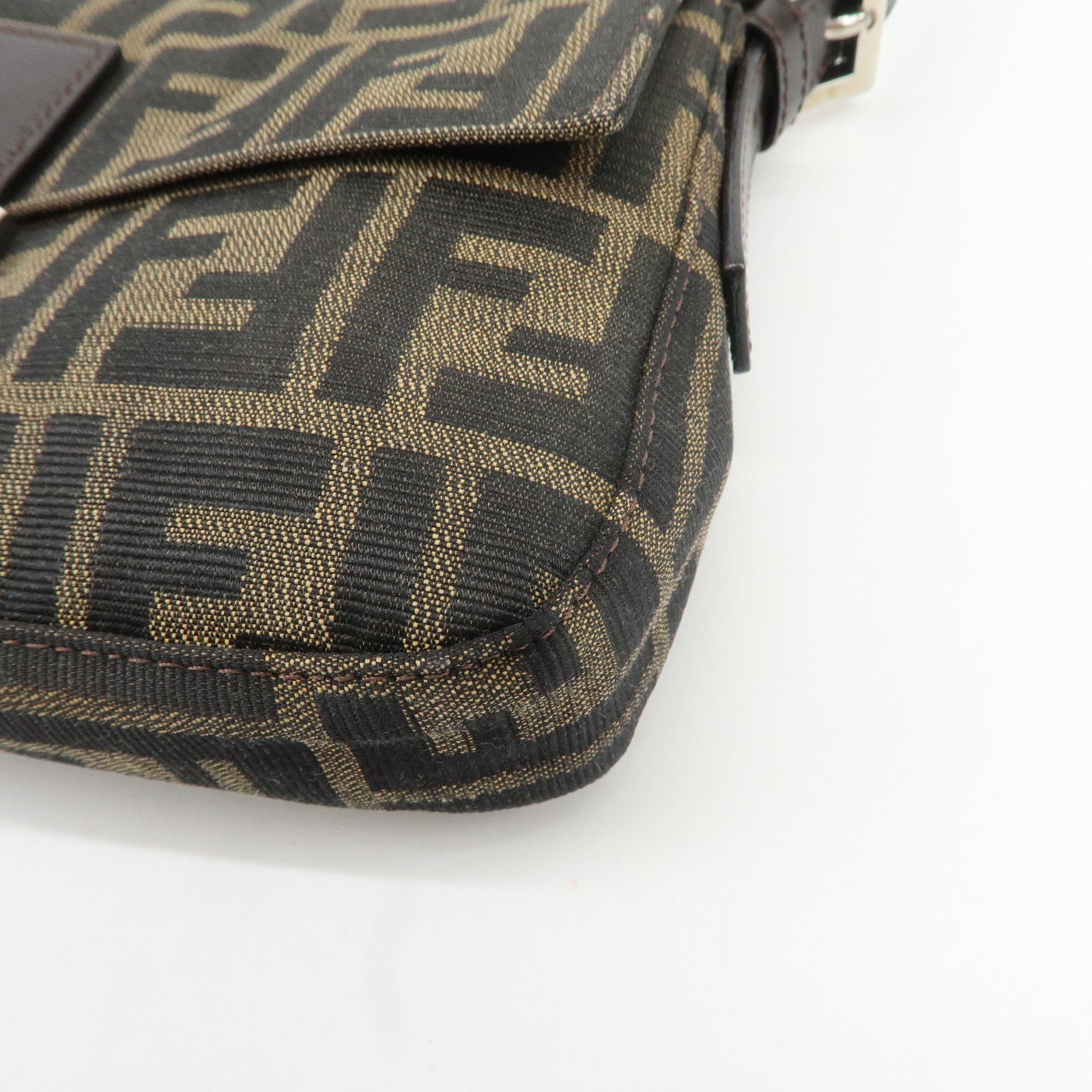 FENDI Mamma Baguette Zucca Canvas Leather Shoulder Bag 26424 Used