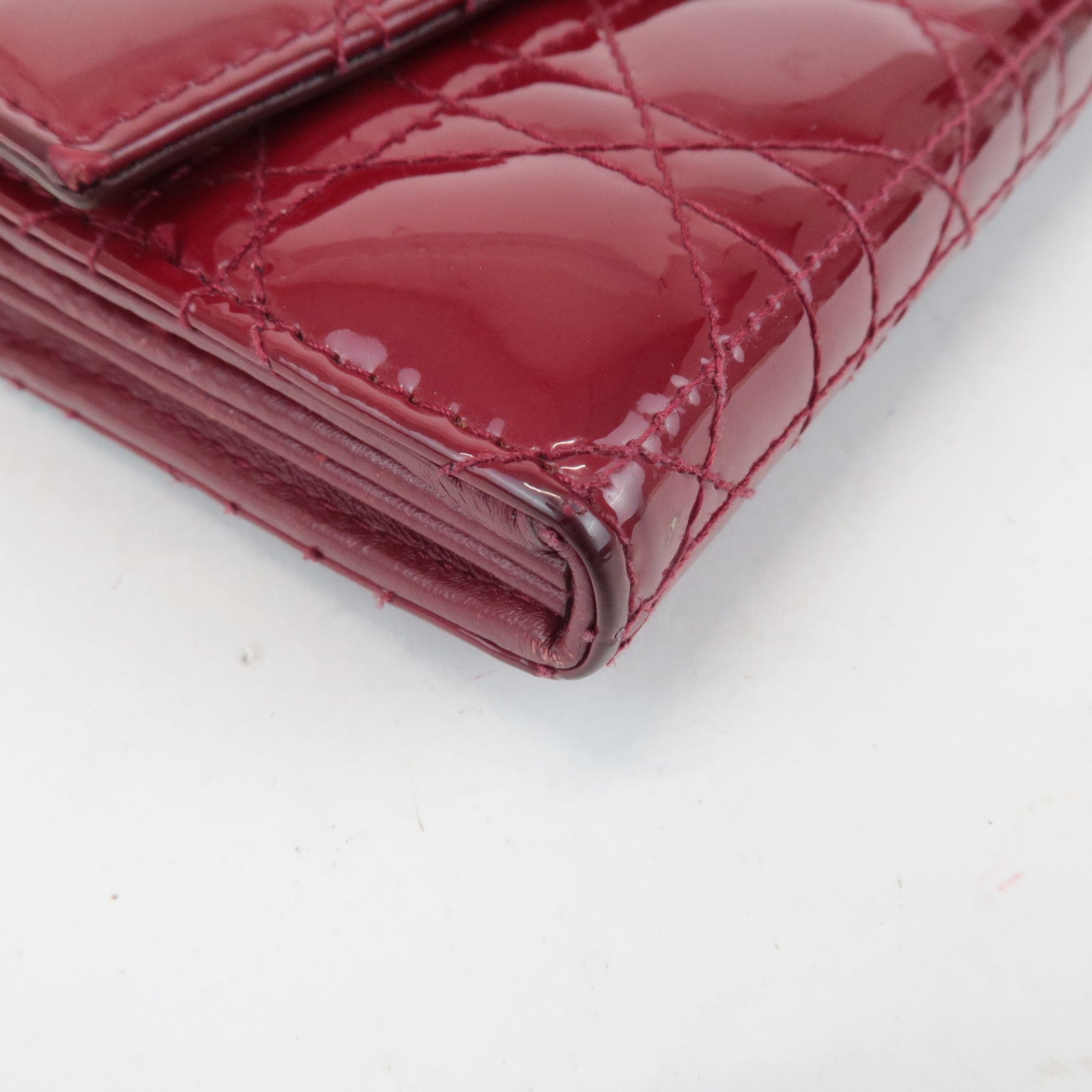 Christian Dior Lady Dior Cannage Patent Leather Chain Wallet Used