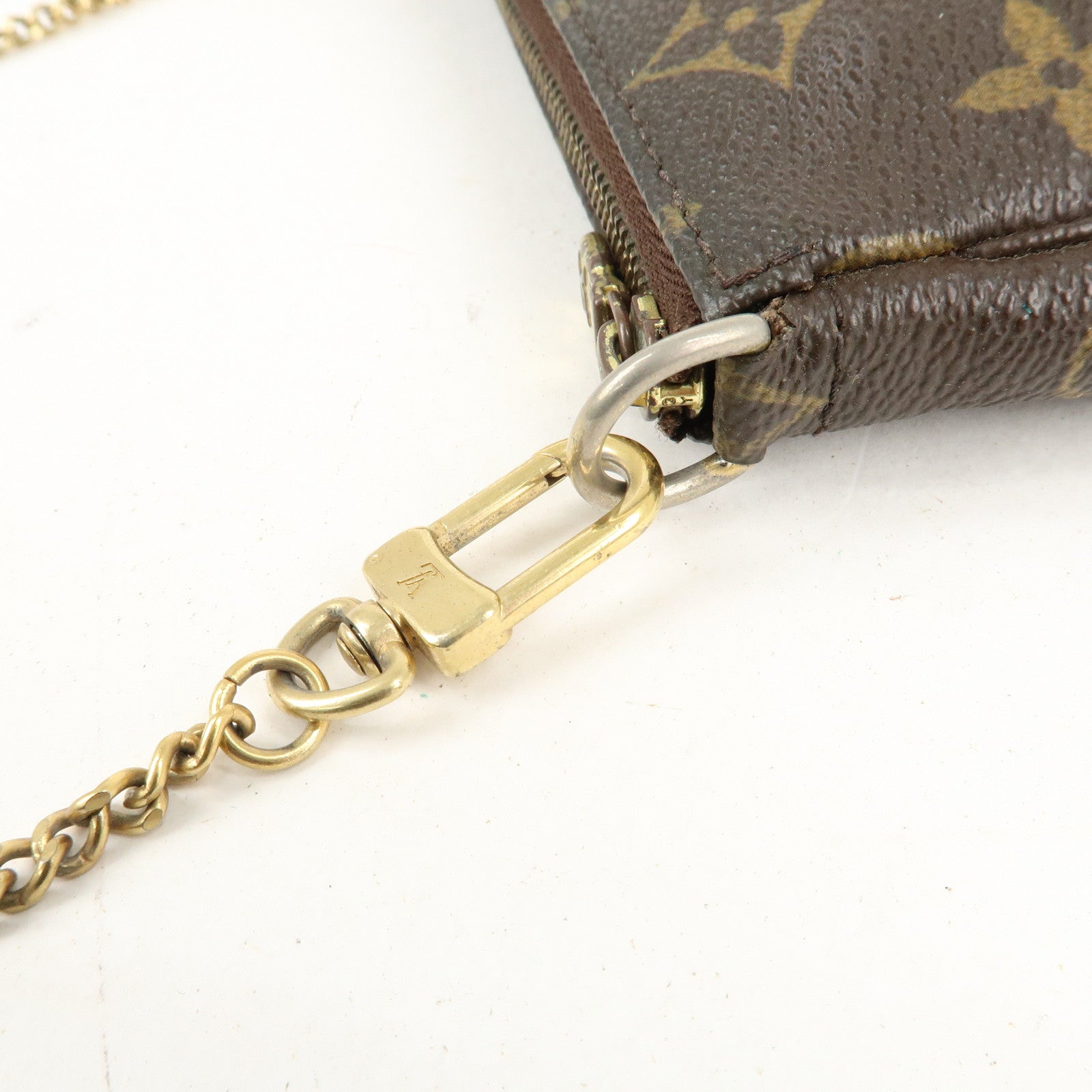 Louis Vuitton Monogram Mini Pochette Accessoires Pouch M58009 Used