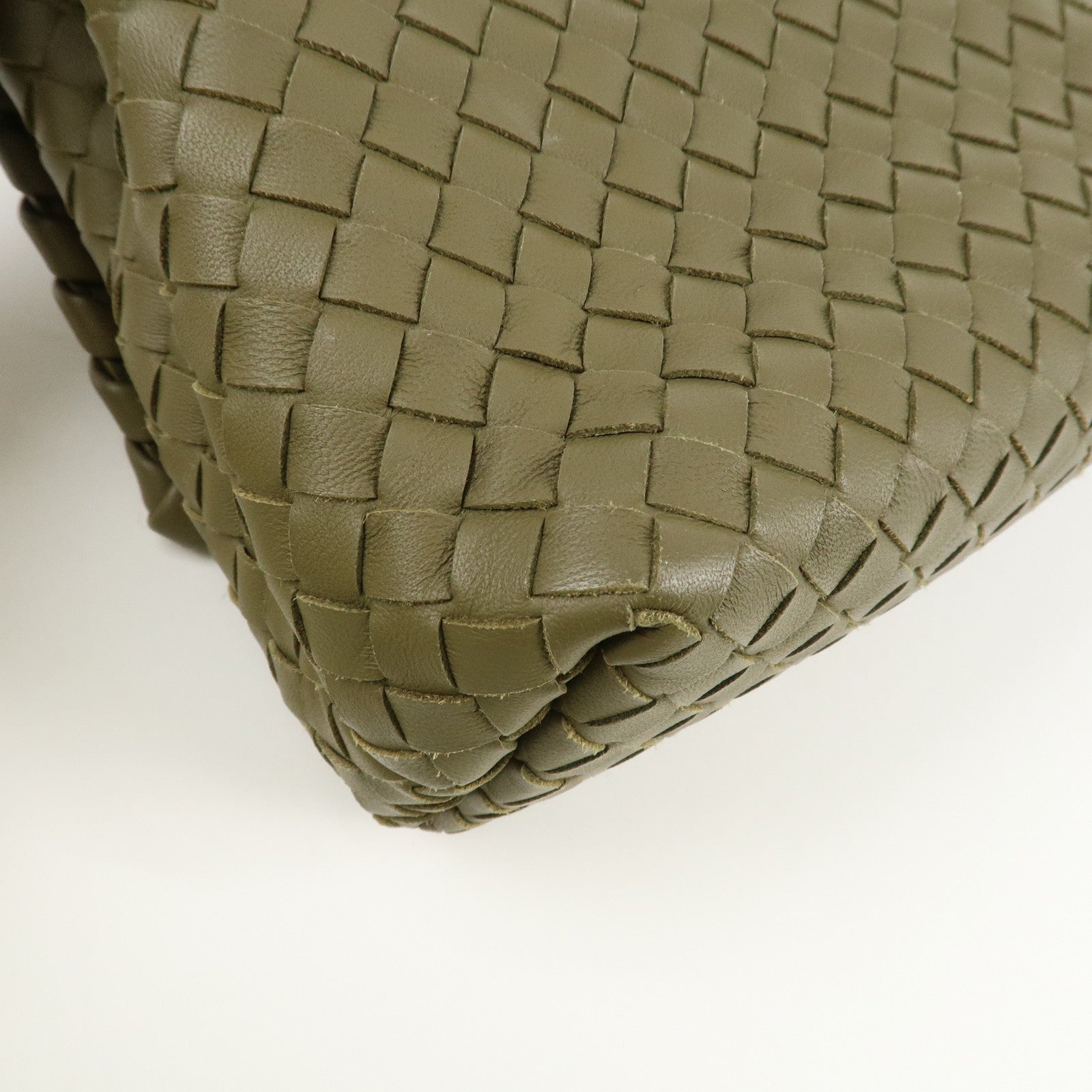 BOTTEGA VENETA Intrecciato Leather Olympia Chain Shoulder Bag Used
