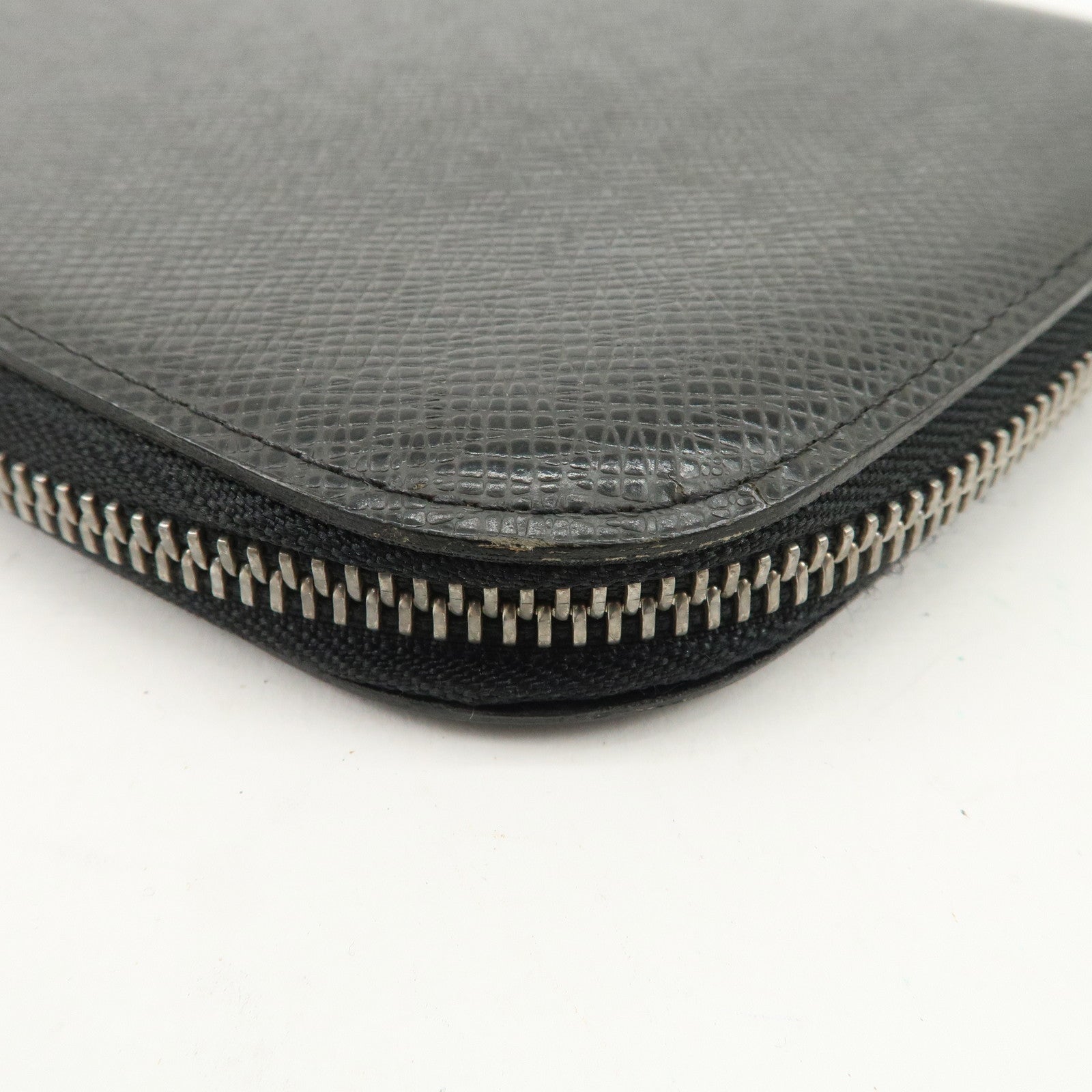 Louis Vuitton Taiga Organizer Atoll Long Wallet Ardoise M30652 Used