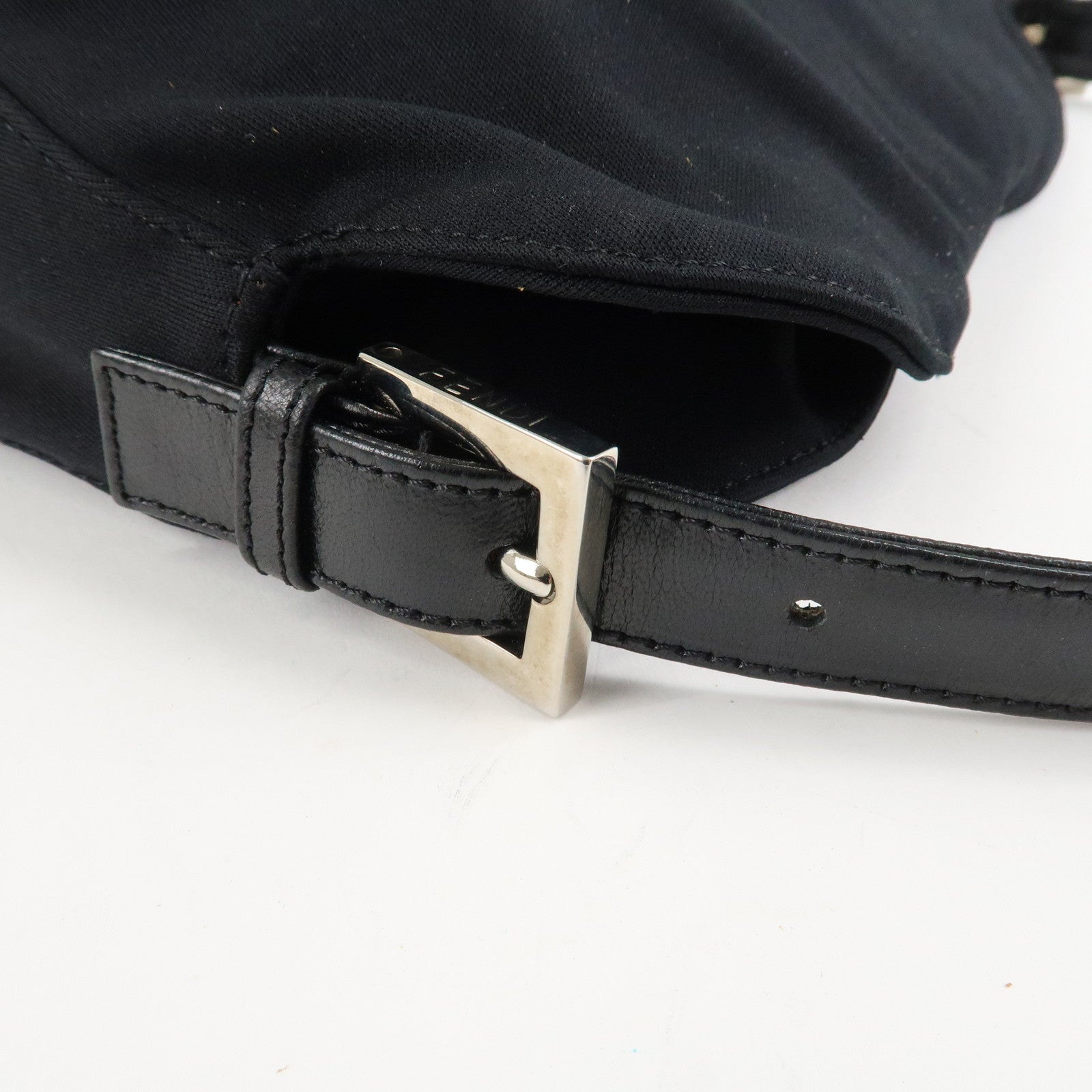 FENDI Mamma Baguette Nylon Jersey Leather Shoulder Bag Black Used