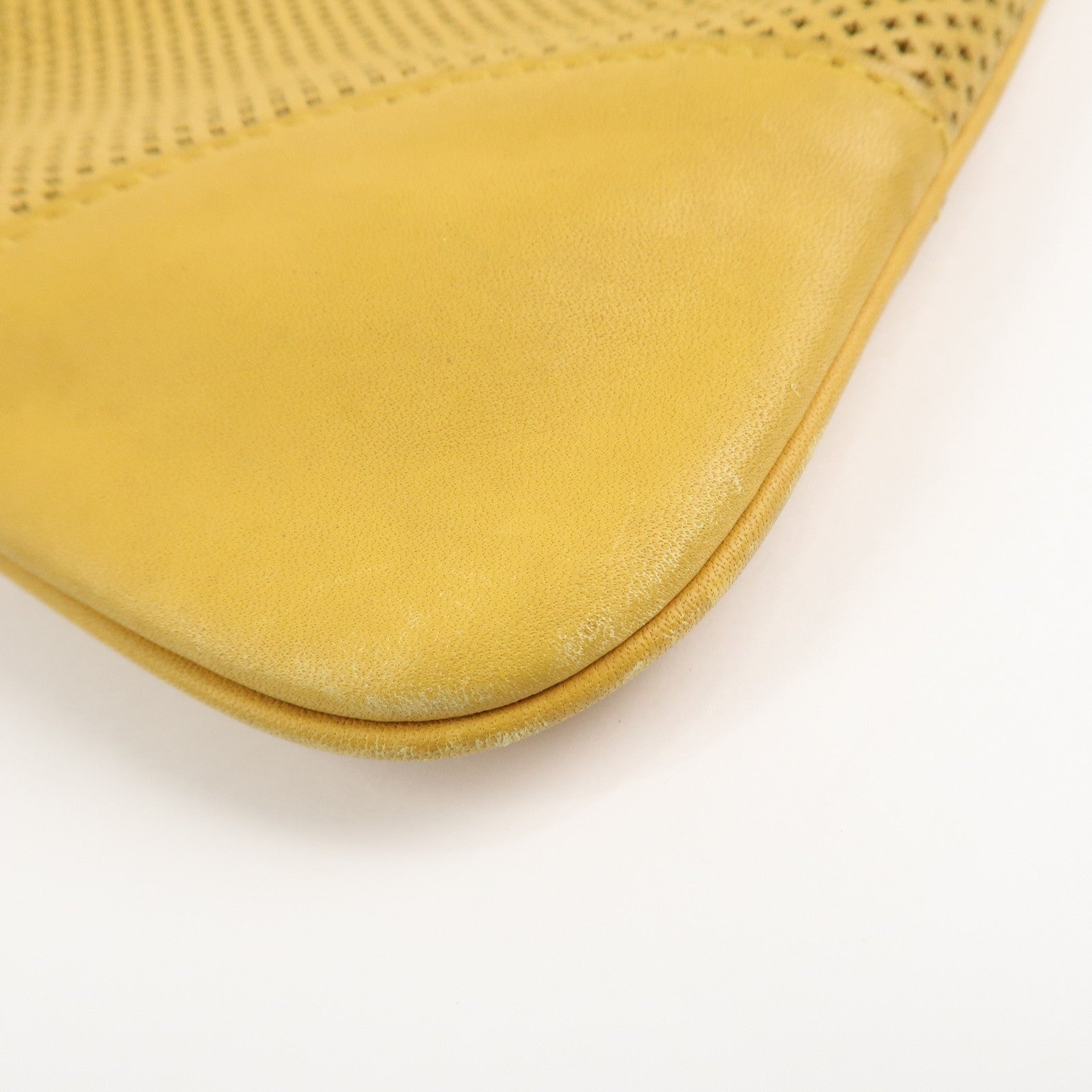 GUCCI Leather Kandensky One-Shoulder Bag Yellow 28628 Used