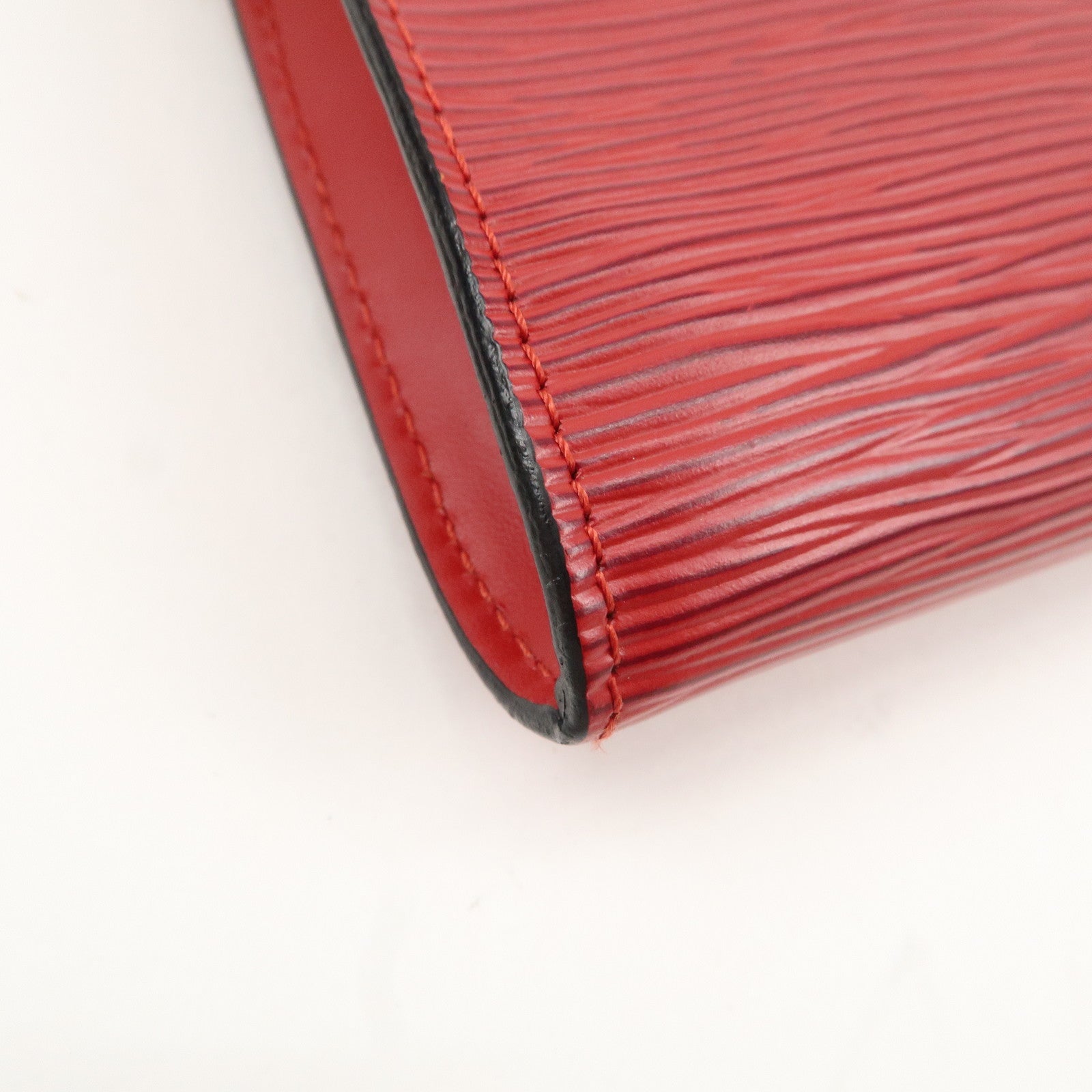 Louis Vuitton Epi Pochette Accessoire Hand Bag Red M40776 Used