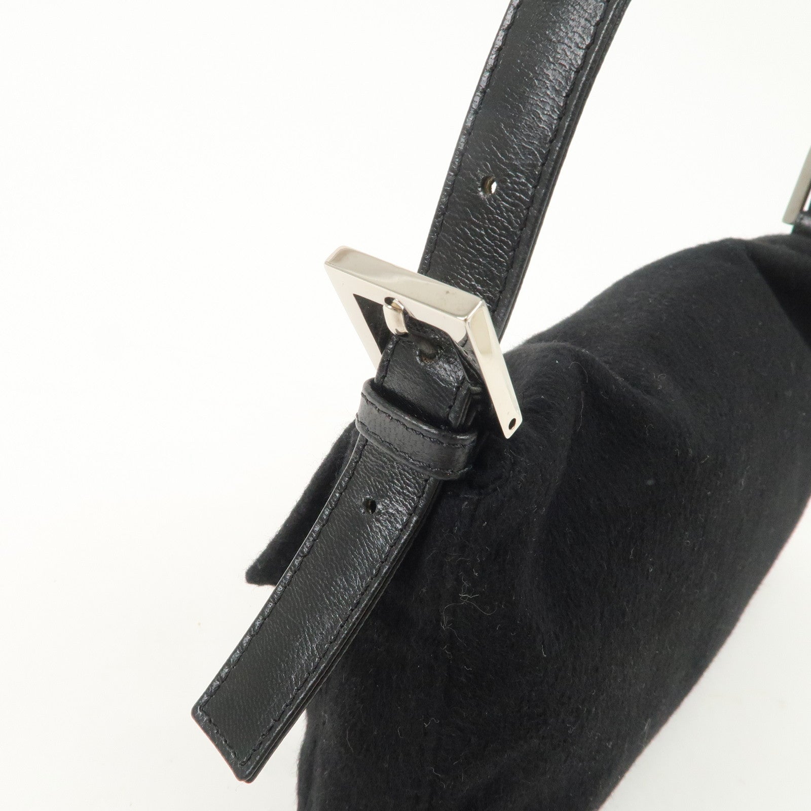 FENDI Mamma Baguette Cashmere Leather Shoulder Bag Black 26424 Used
