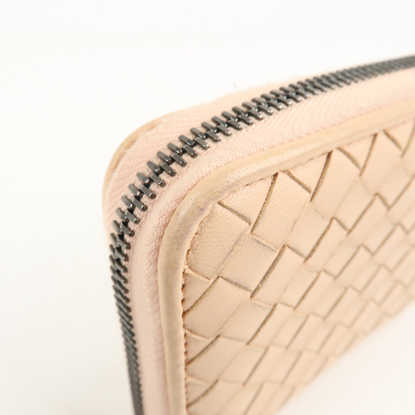 BOTTEGA VENETA Intrecciato Leather Round Zipper Coin Case Used
