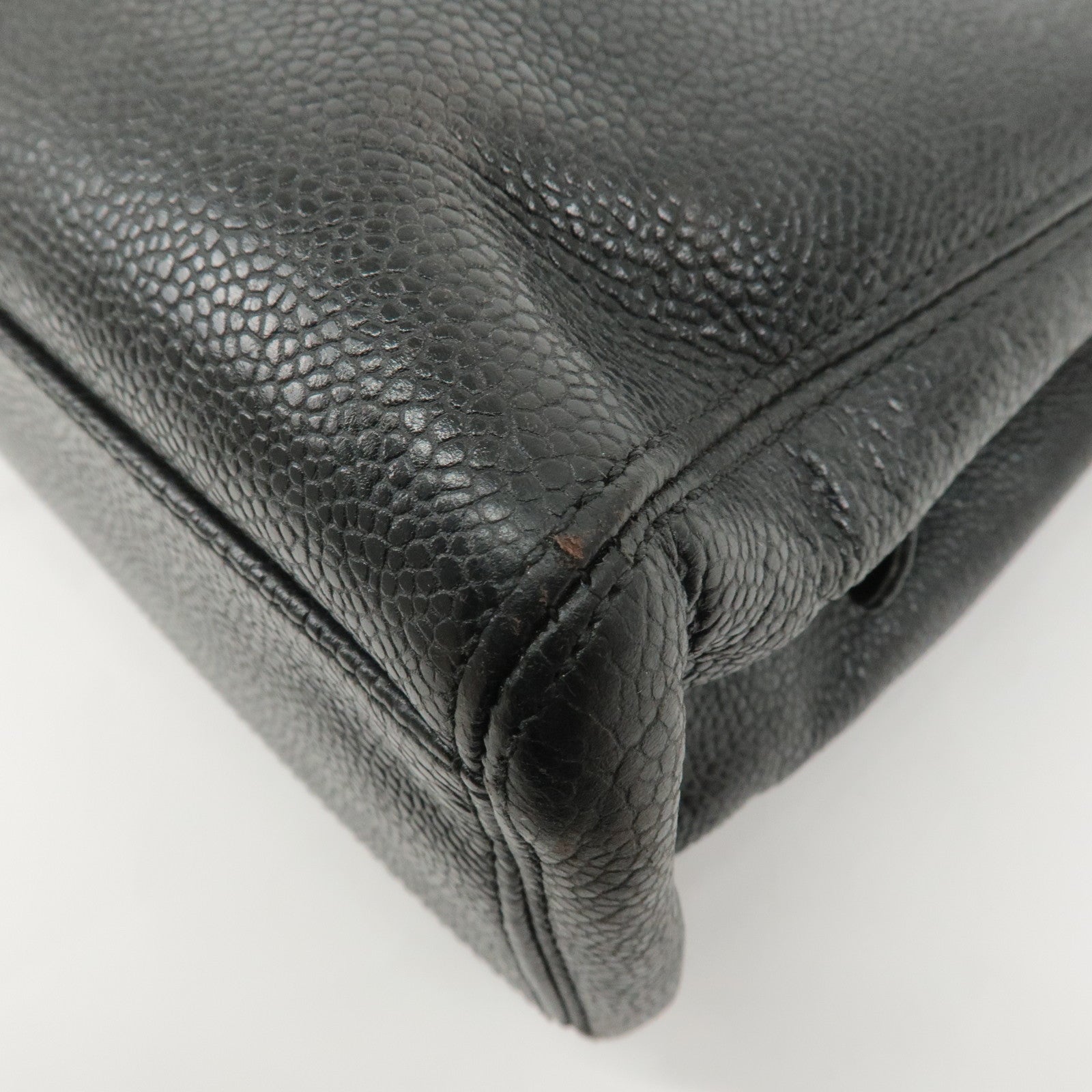 CHANEL Caviar Skin Chain Tote Bag Black Gold Used