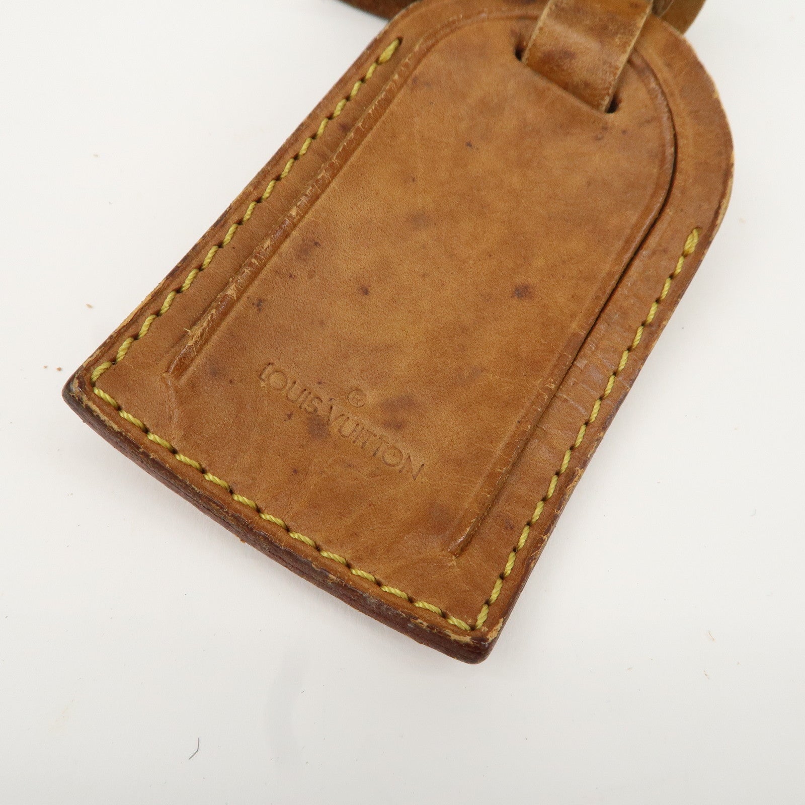 Louis Vuitton Set of 10 Leather Name Tag & Poignet Natural Used