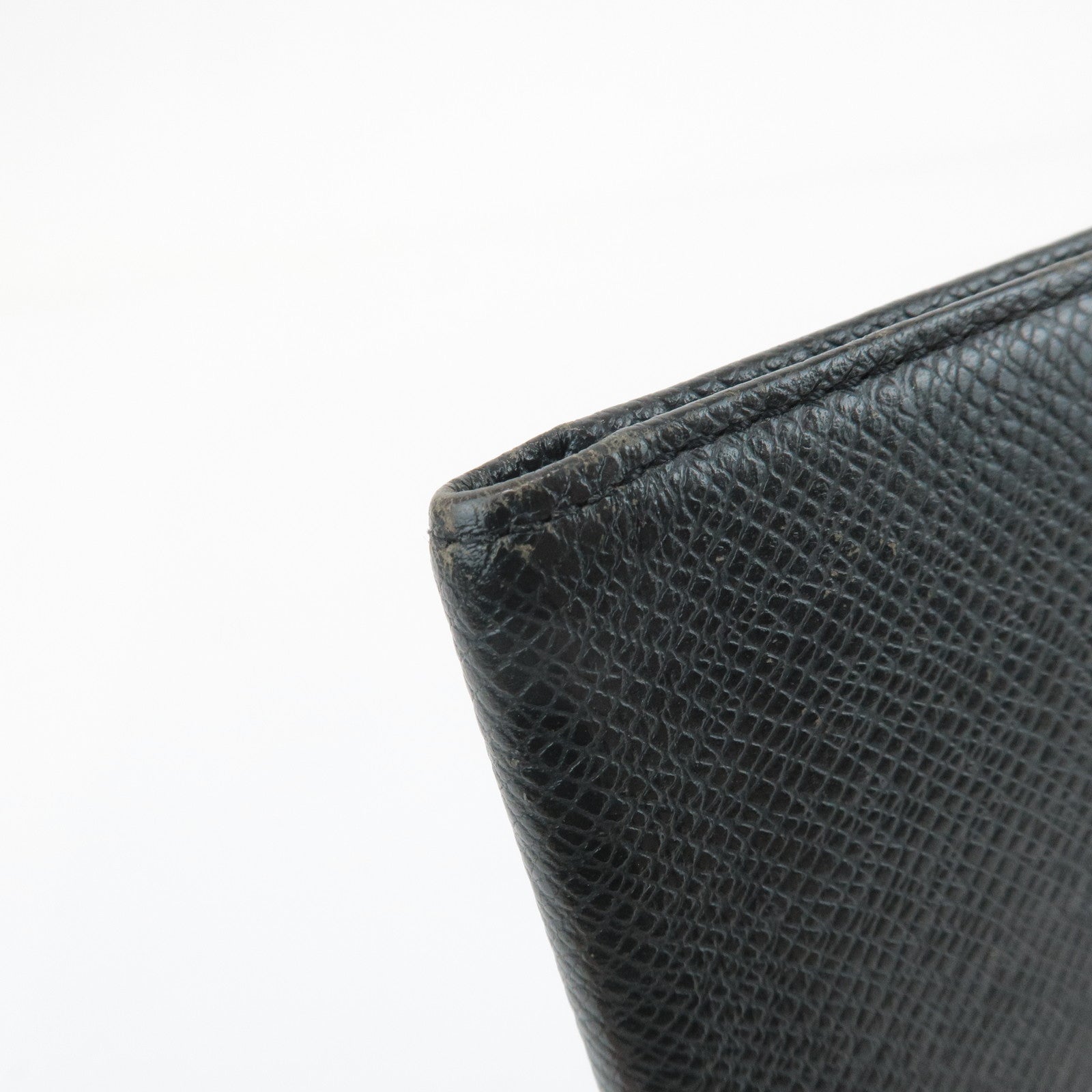 Louis Vuitton Taiga Porto Valeur Carte Credit Wallet M30392 Used