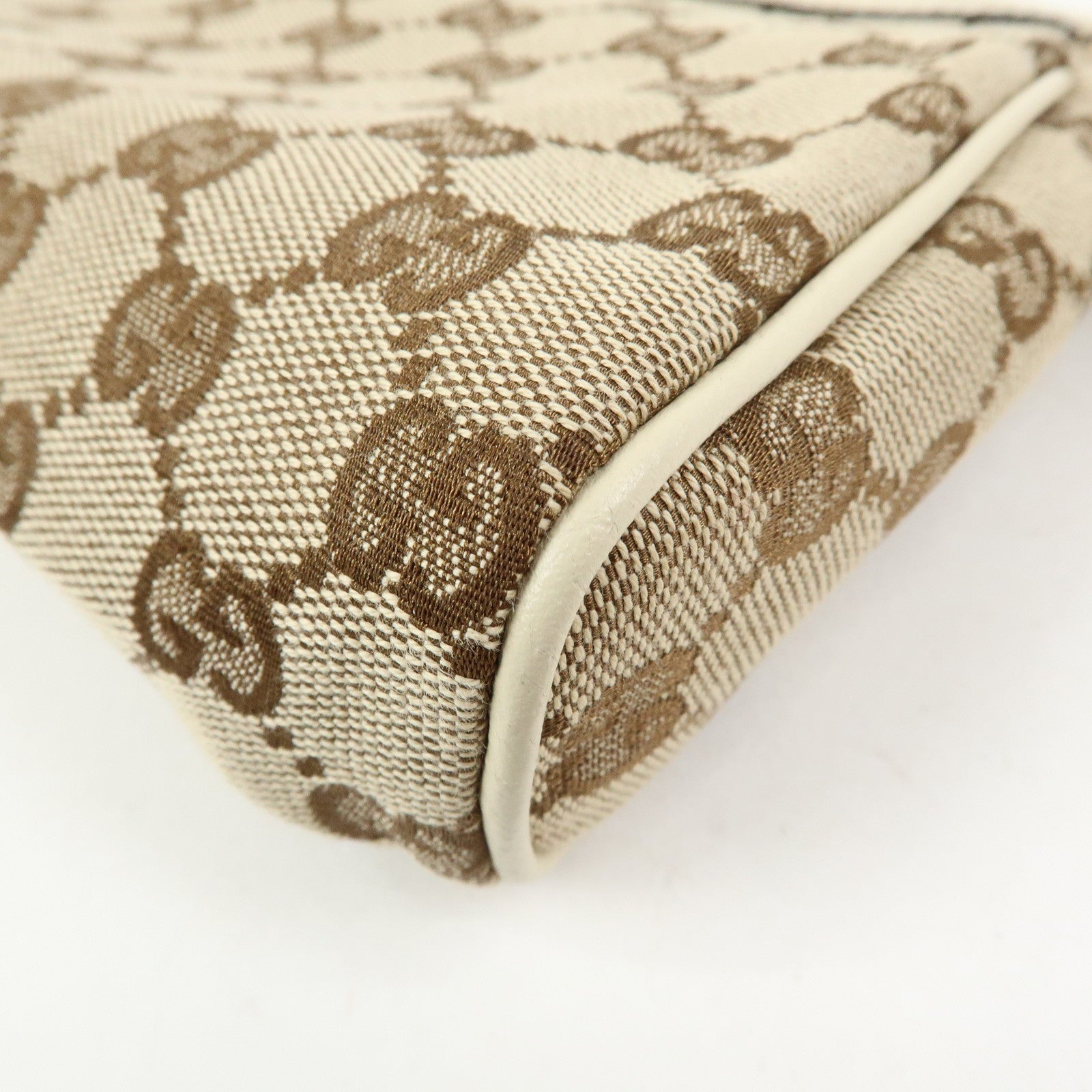 GUCCI GG Canvas Leather Accessory Pouch Hand Bag Beige White 145750