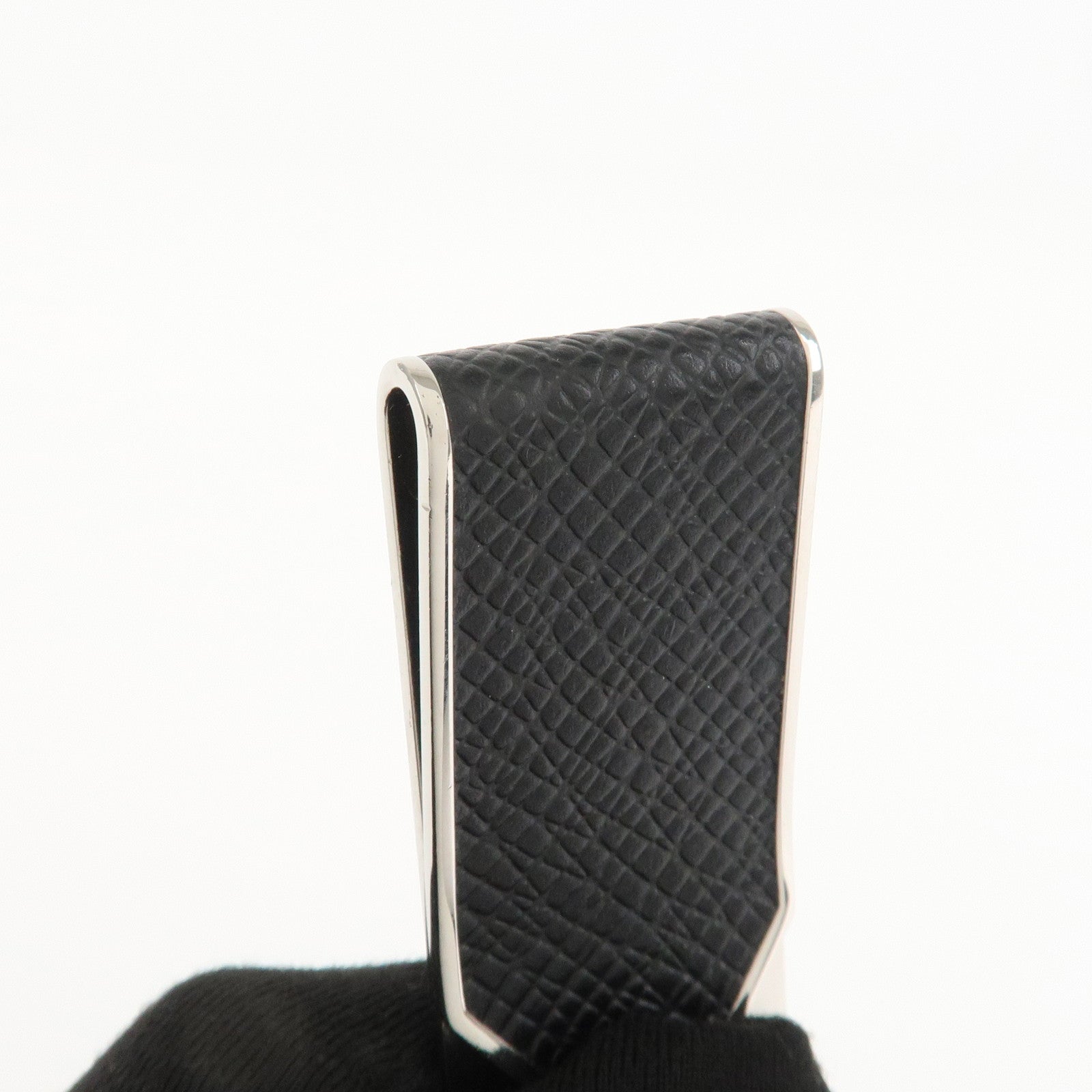 Louis Vuitton Pince Billets Neo LV Club Money Clip Black M00271 Used