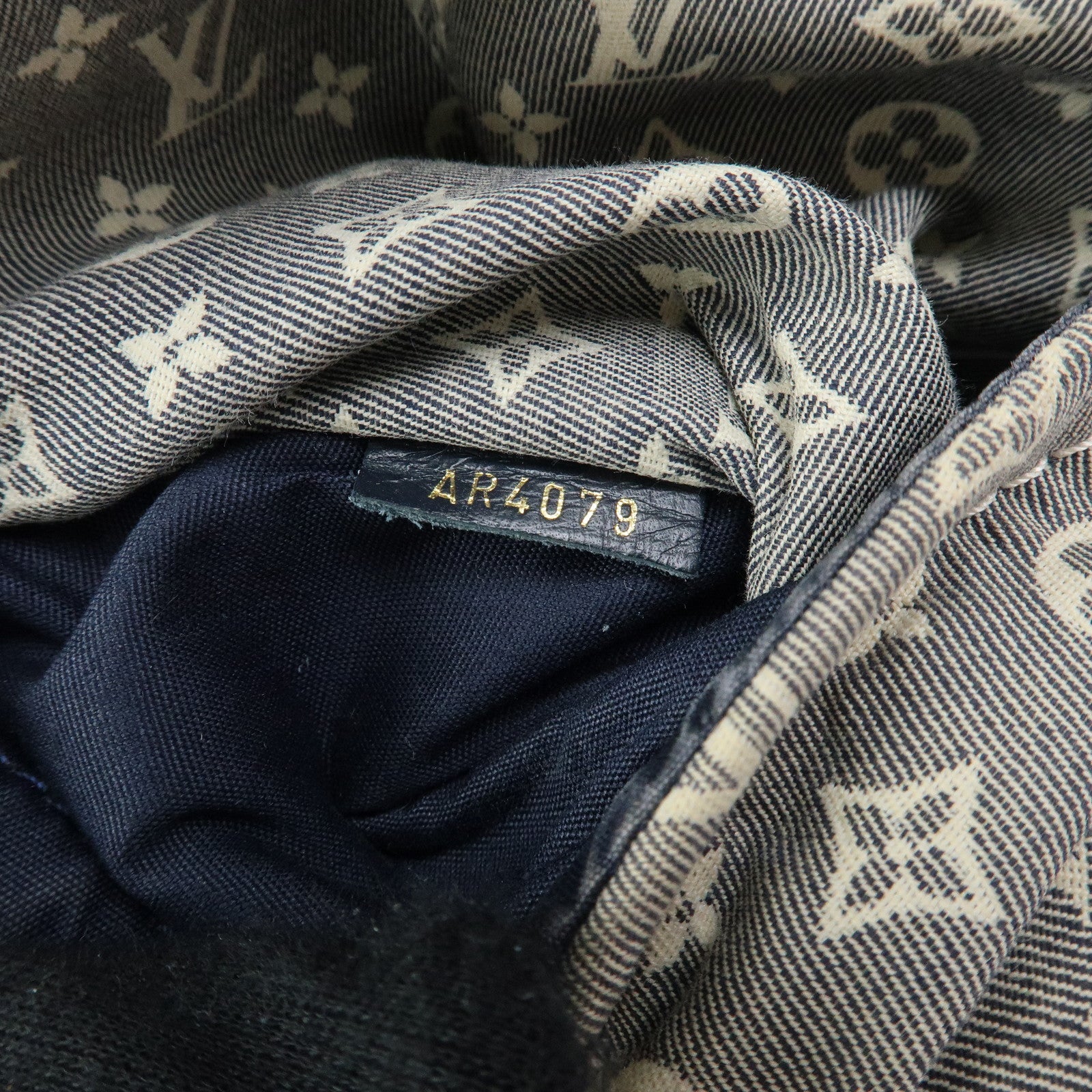 Louis Vuitton Monogram Idylle Romance Shoulder Bag Encre M56700