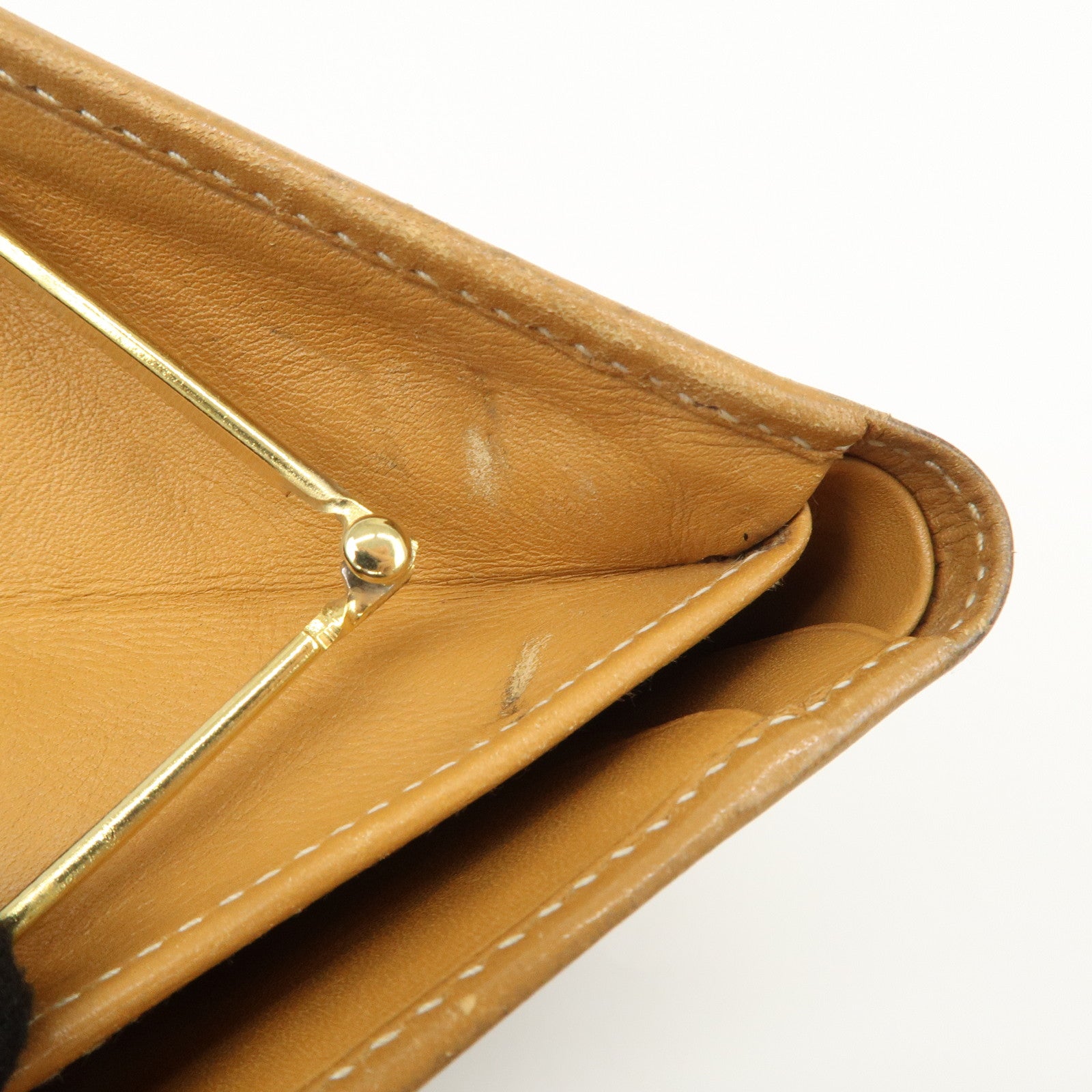 GUCCI Interlocking G GG Crystal Leather Bi-fold Wallet 035 904 0902