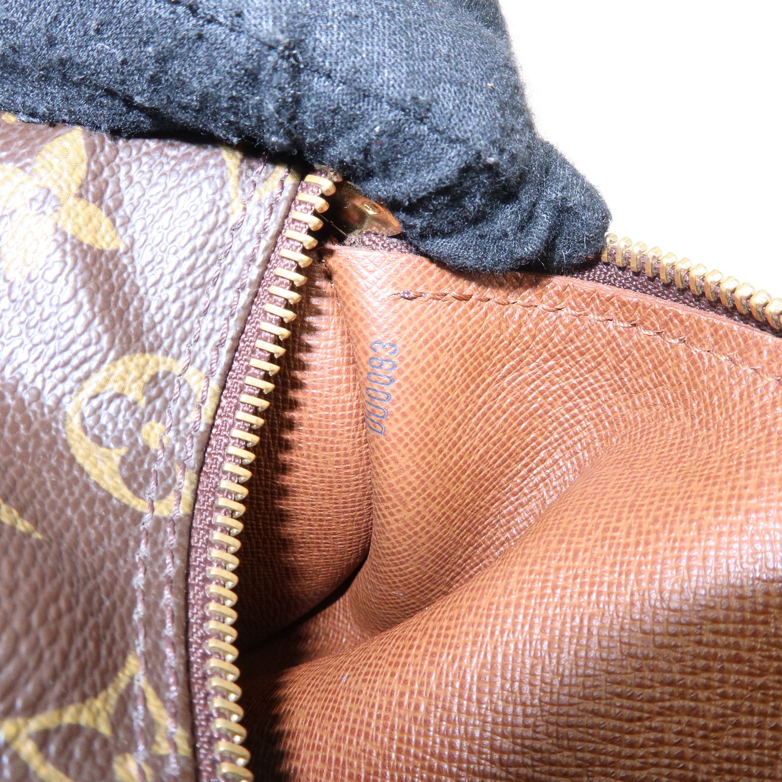 Louis Vuitton Monogram Papillon 26 Hand Bag Brown M51386