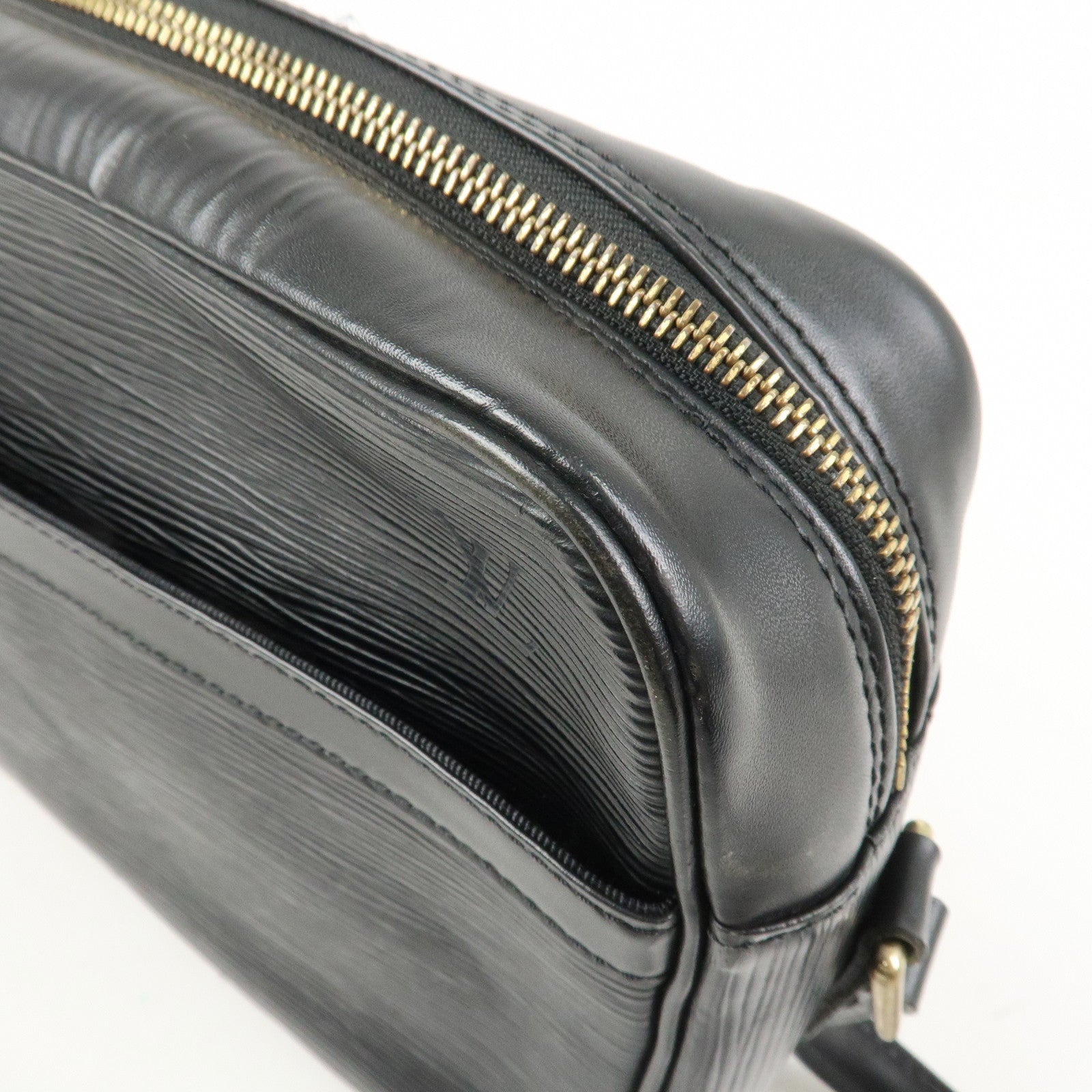 Louis Vuitton Epi Trocadero 27 Shoulder Bag Noir Black M52302