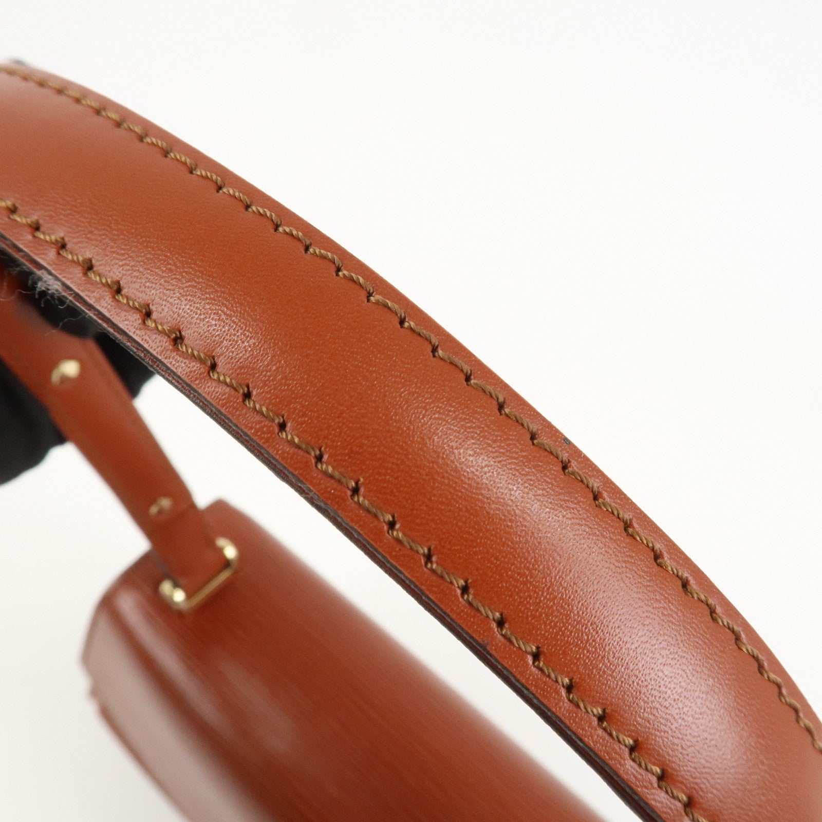 Louis Vuitton Epi Tilsit Shoulder Hand Bag Kenya Brown M52483