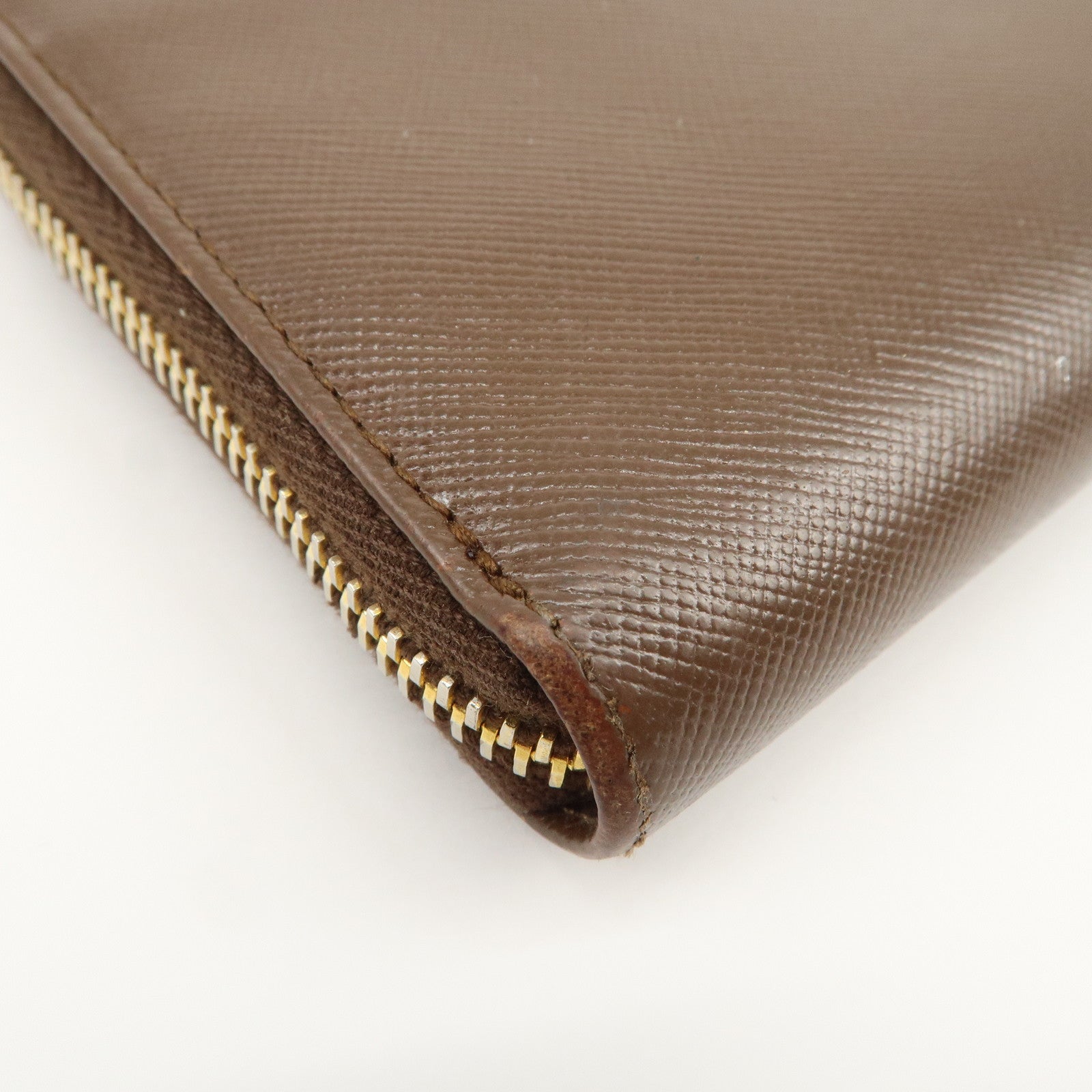 PRADA Triangle Logo Saffiano Leather Round Zippy Wallet 1M0506
