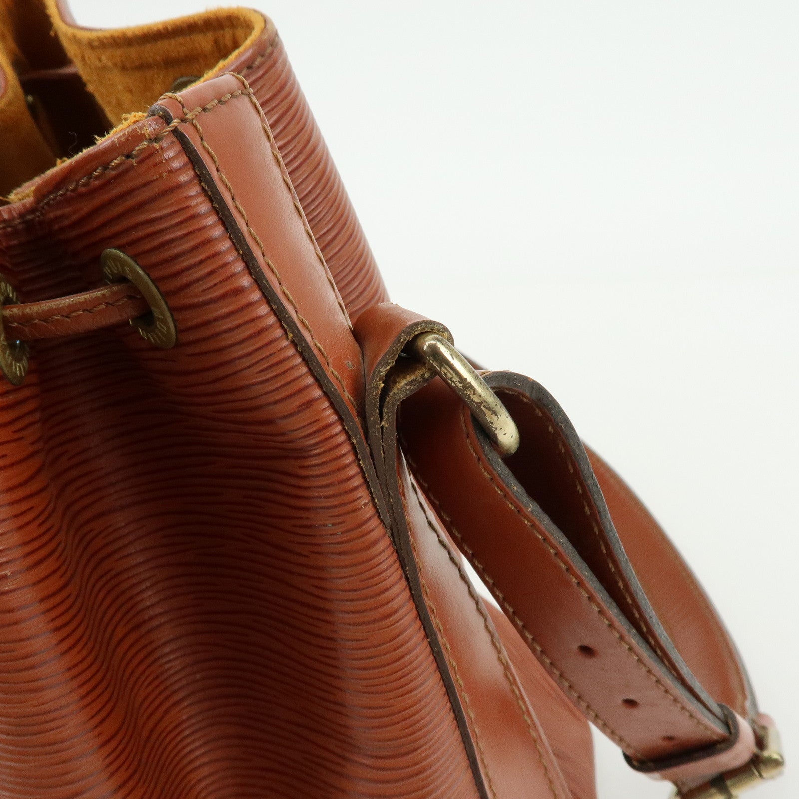 Louis Vuitton Epi Petit Noe Shoulder Bag Kenya Brown M44103