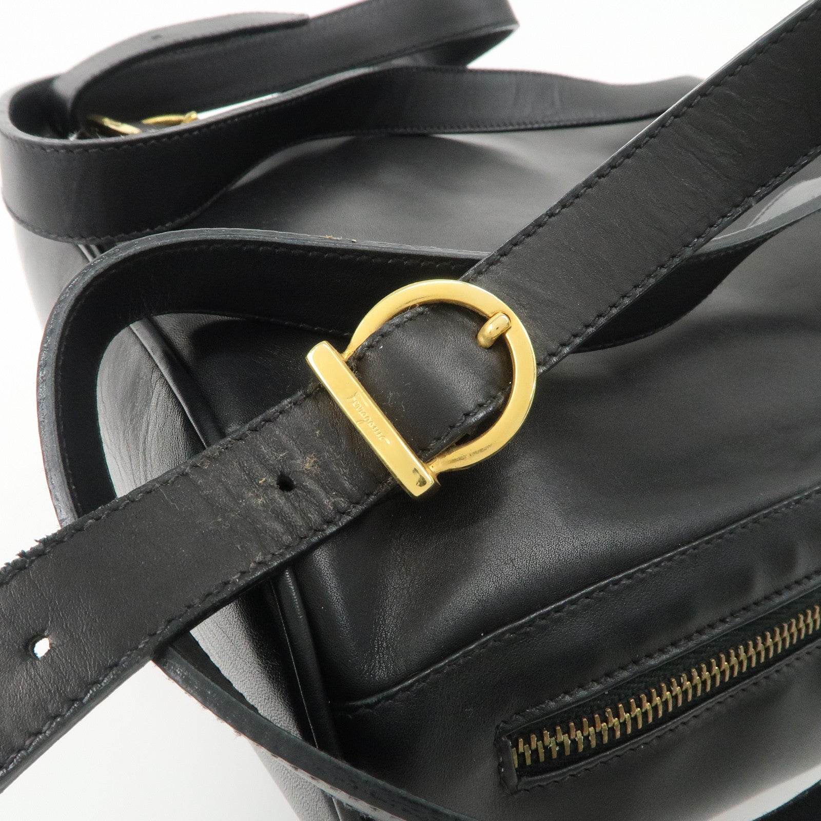 Ferragamo Gancini Leather Backpack Rucksack Black BV216148