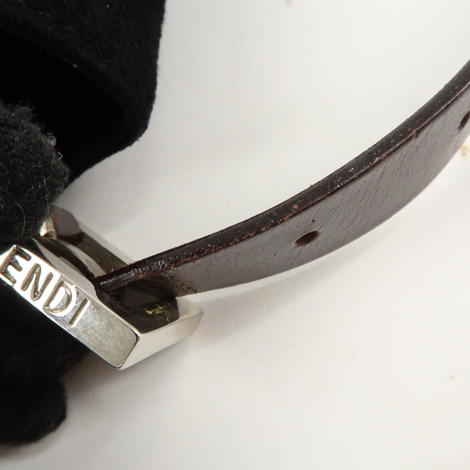 FENDI Mamma Baguette Suede Leather Shoulder Bag Silver HDW 26325 Used