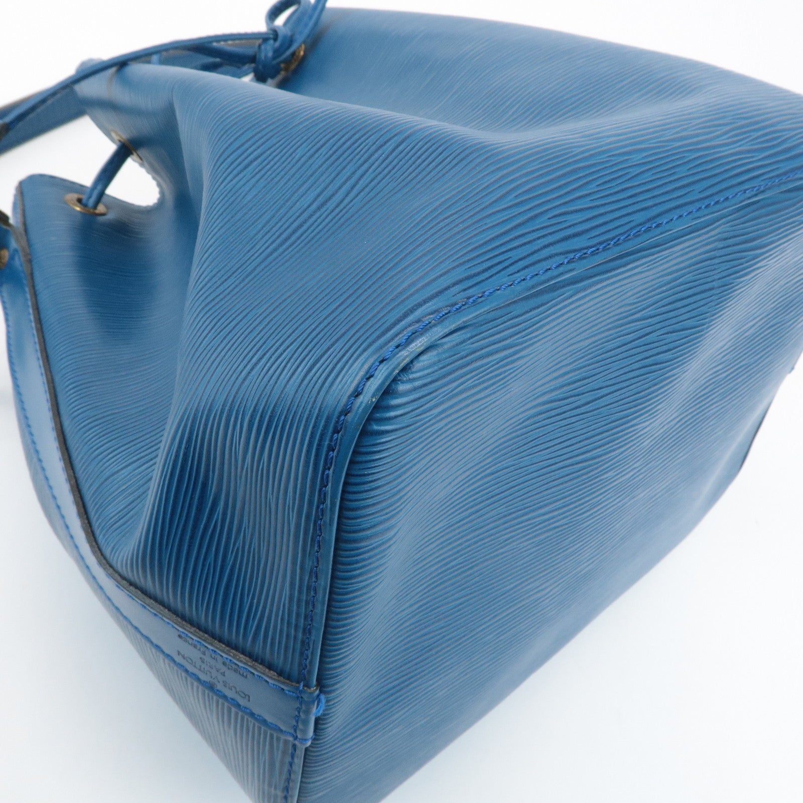 Louis Vuitton Epi Petit Noe Shoulder Bag Toledo Blue M44105