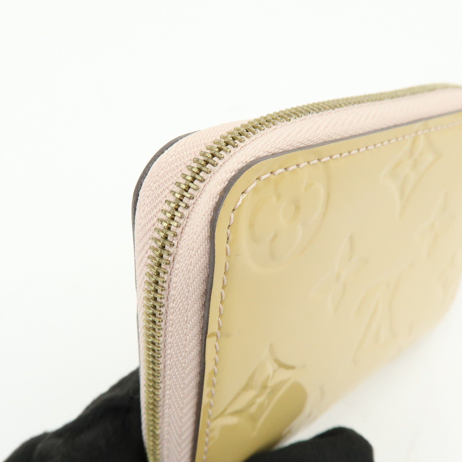 Louis Vuitton Monogram Vernis Zippy Coin Case Rose Florentin M91535