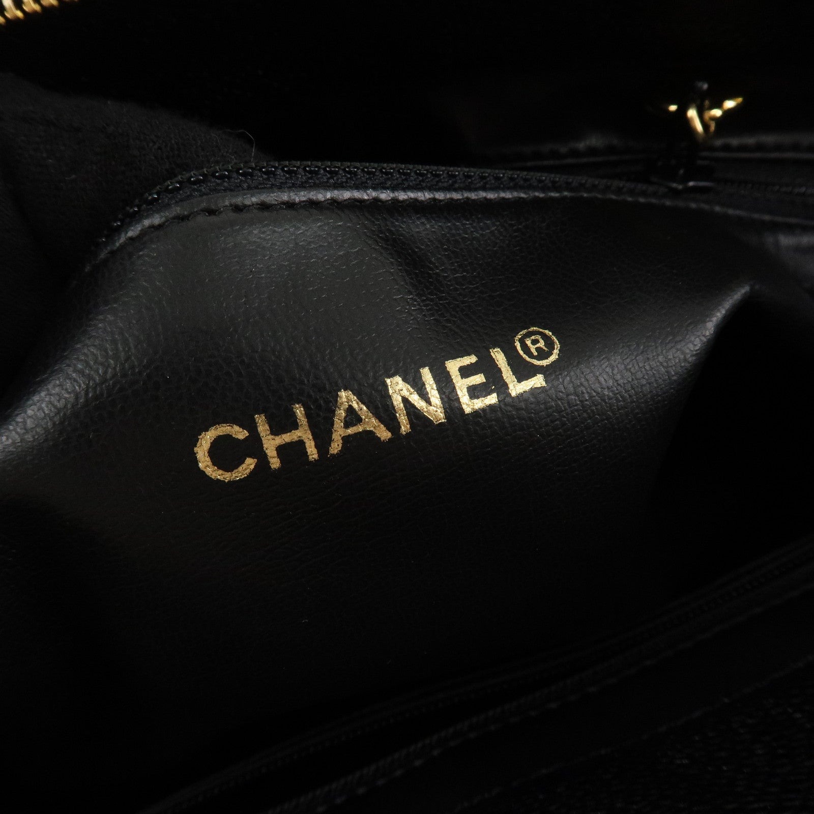 CHANEL Caviarskin COCO Mark Turnlock Chain Shoulder Bag Black Gold HDW Used