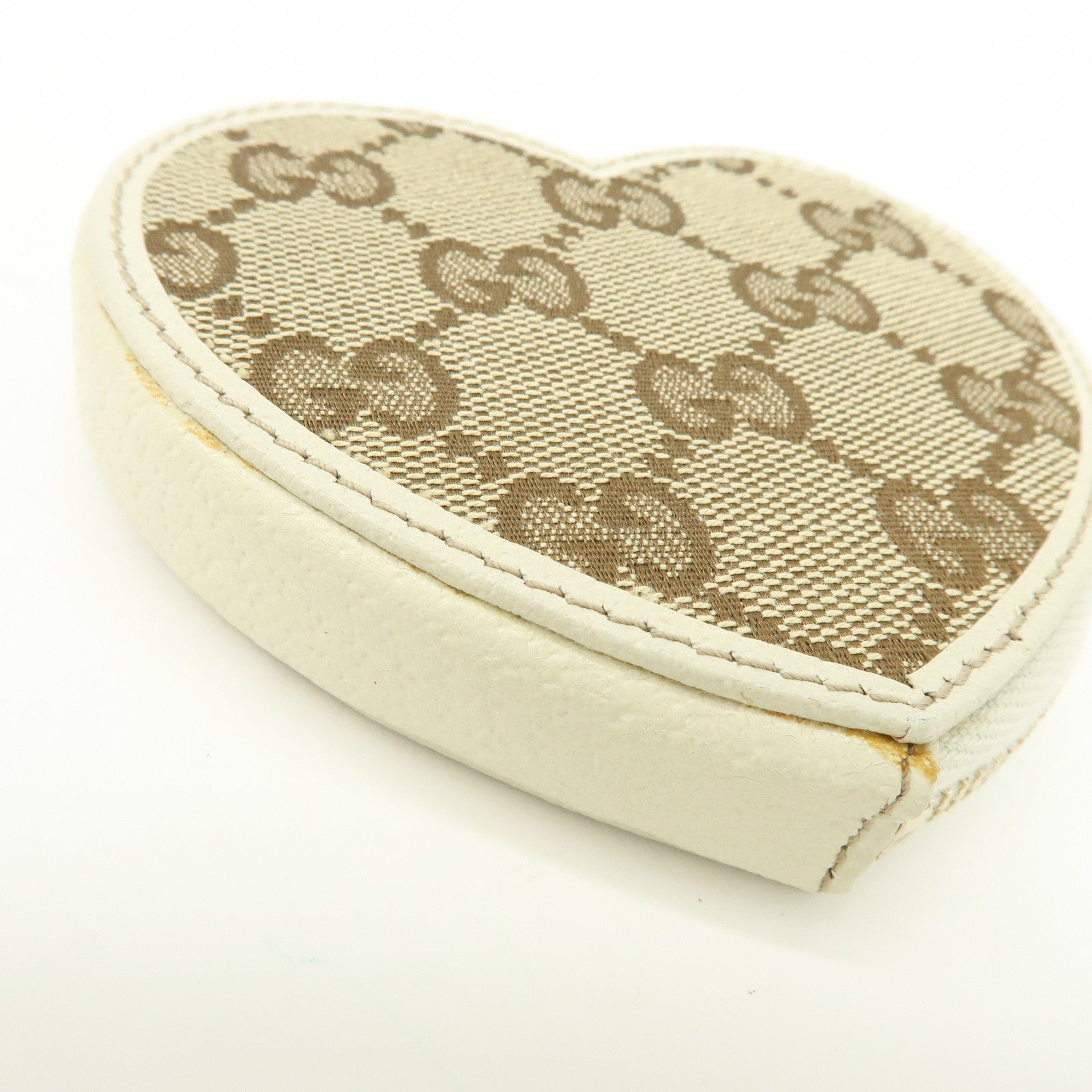 GUCCI Lovely Heart GG Canvas Leather Coin Case Brown Ivory 152615