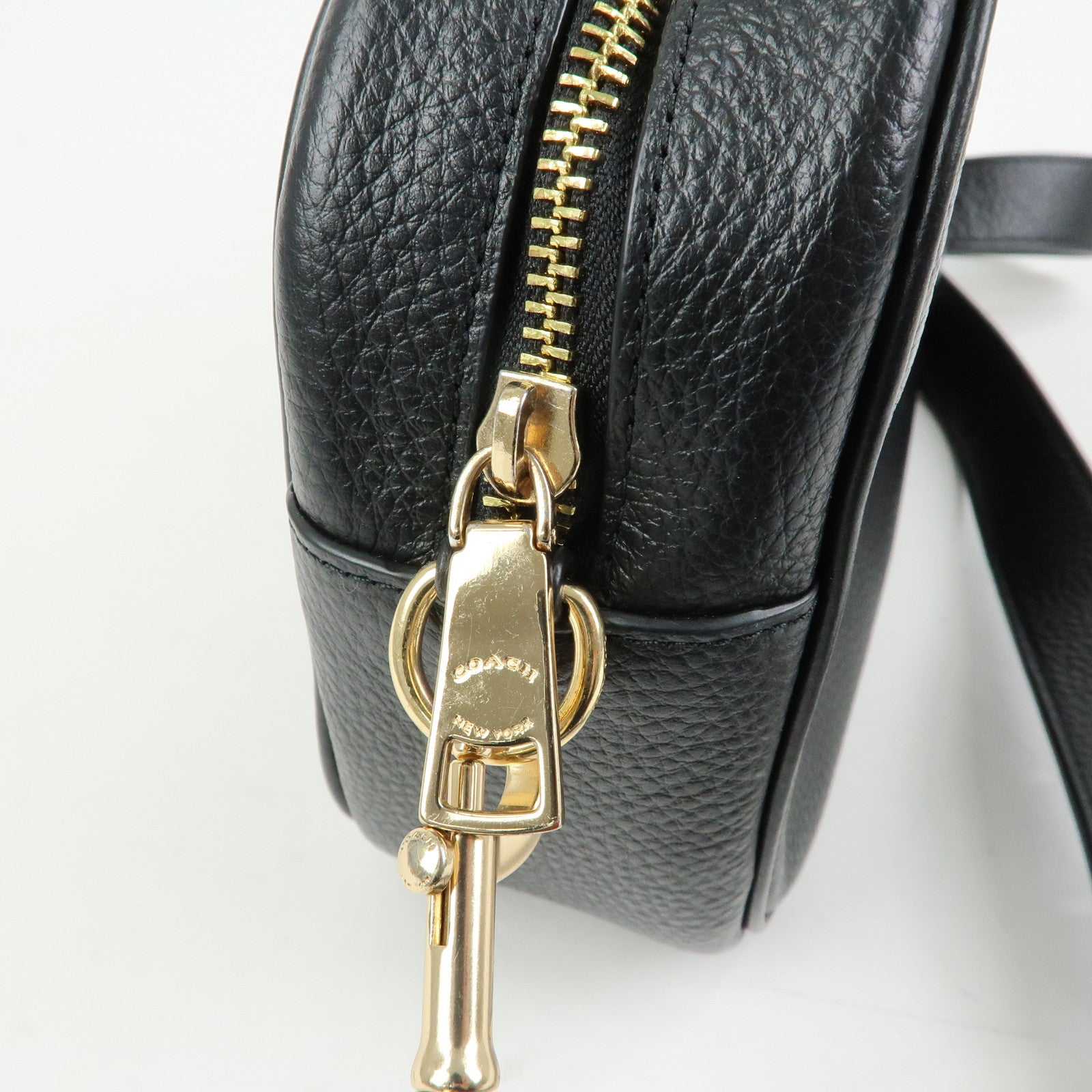 COACH Logo Leather Shoulder Crossbody Bag Black