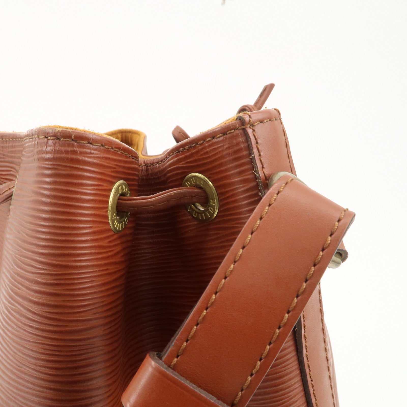 Louis Vuitton Epi Leather Noe Shoulder Bag Kenya Brown M44003