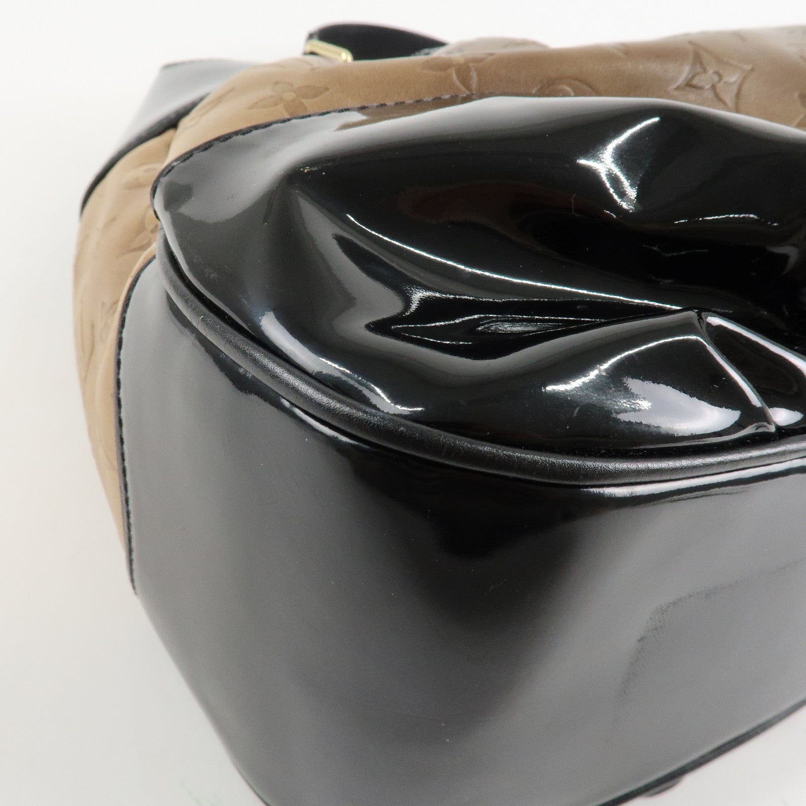 Louis Vuitton Monogram Patent Embossed Leather Shoulder Bag M95296 Used