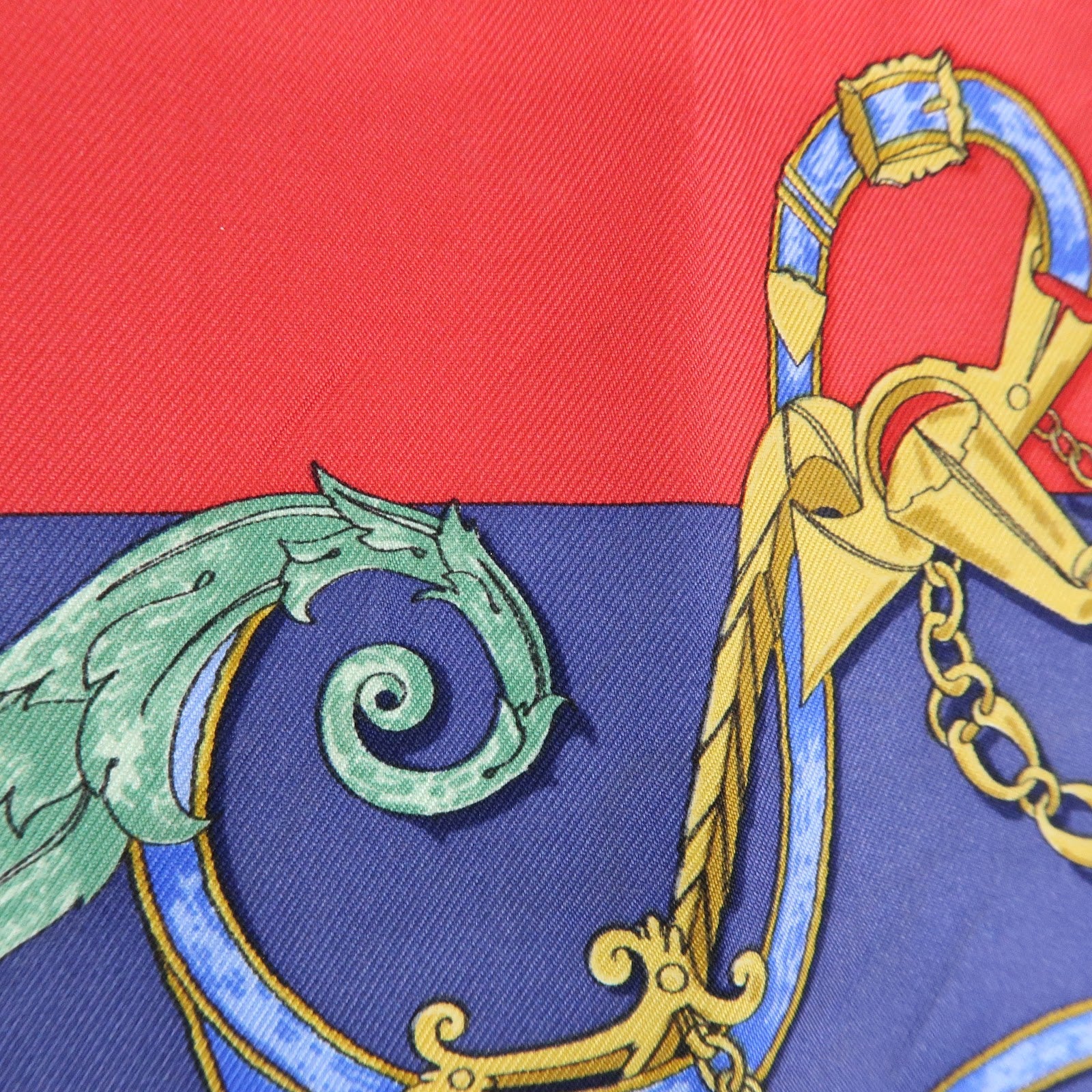 HERMES Carre 45 Silk 100% Scarf L’INSTRVCTION DV ROY Red Navy