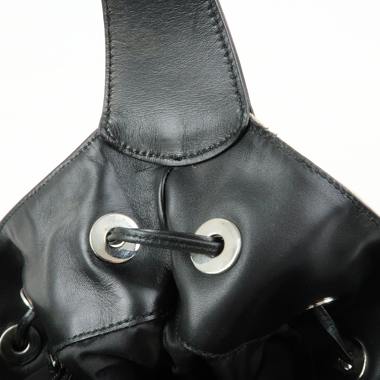 GUCCI Nylon Leather Drawstring Shoulder Bag Beige Black 001.4034