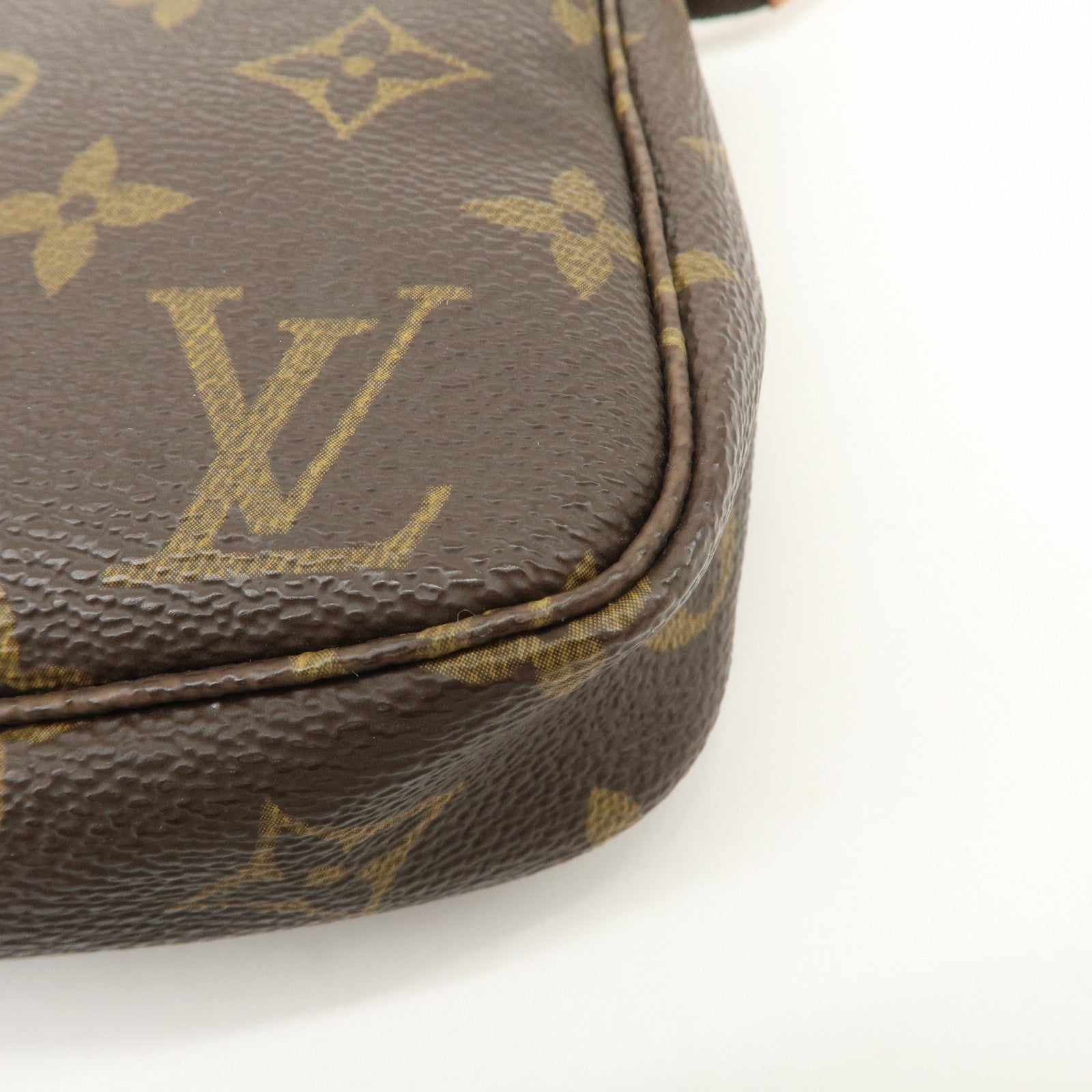 Louis Vuitton Monogram Pochette Accessoires Hand Bag Brown M51980