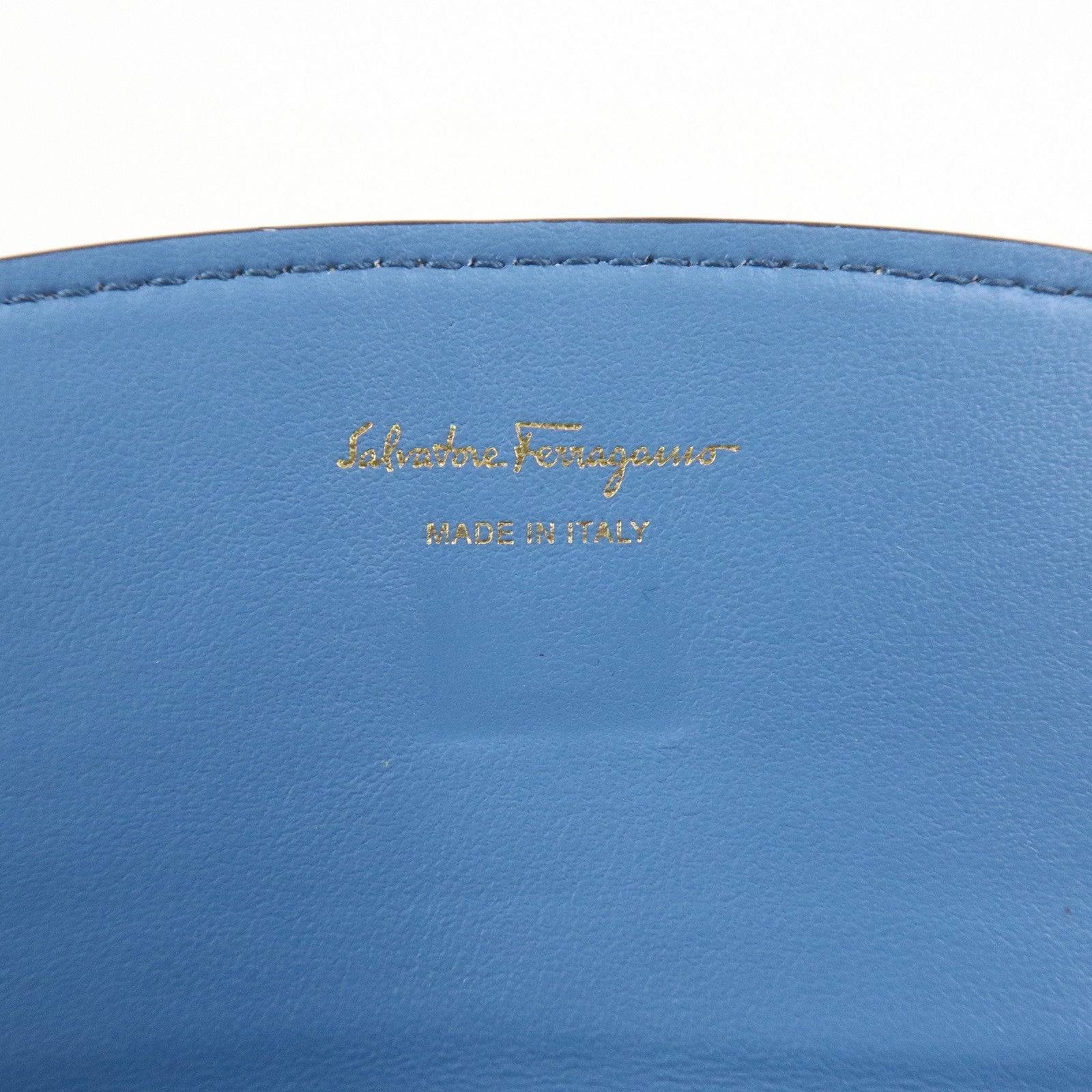 Ferragamo Gancini Leather Fragment Case Card Case Multicolor