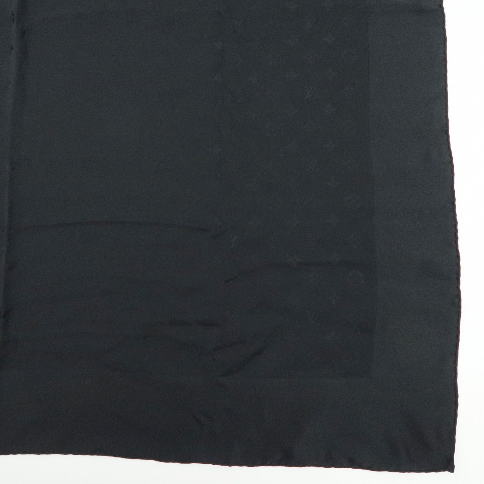 Louis Vuitton Monogram Silk 100% Scarf Shawl Black