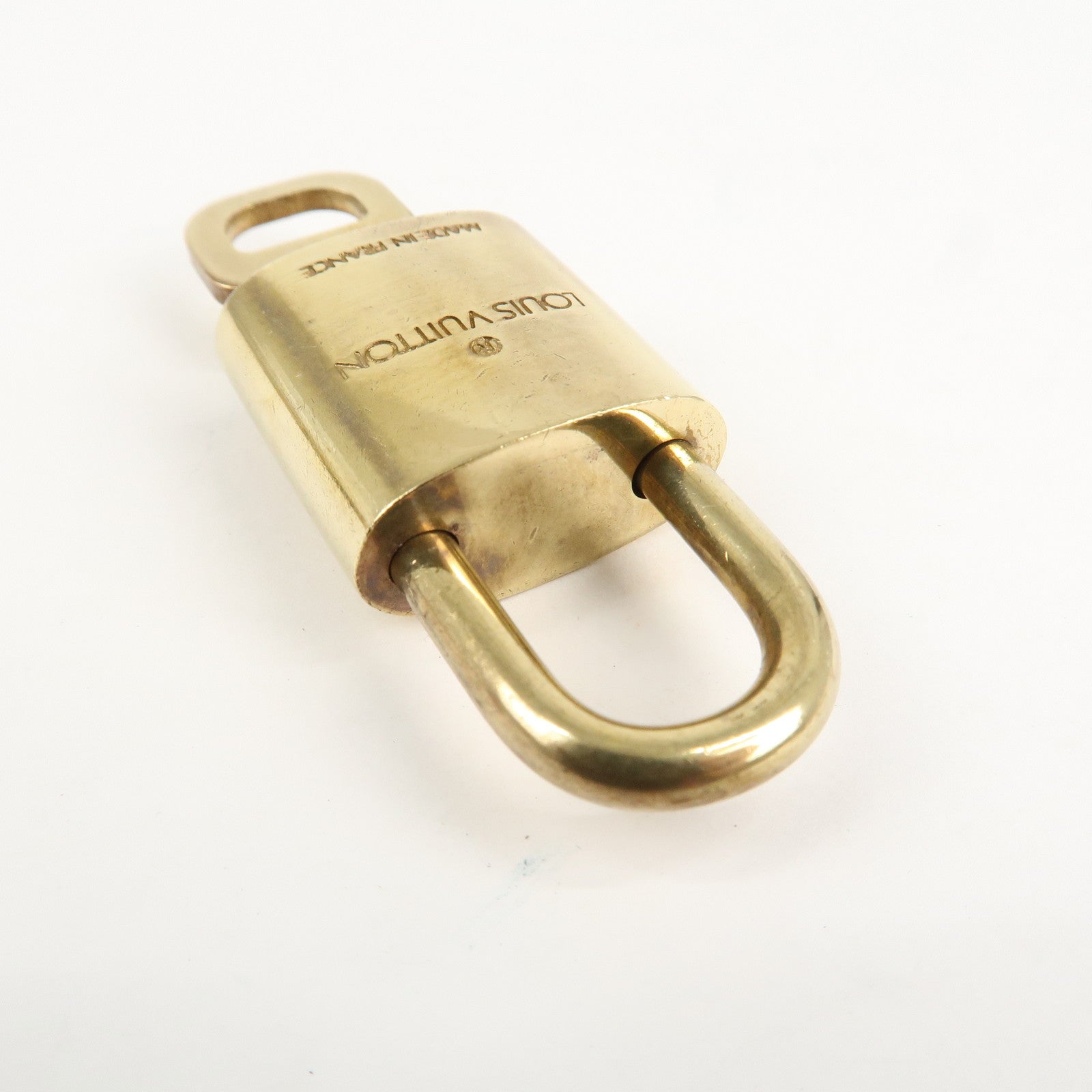Louis Vuitton Set of 10 Lock & Key Cadena Key Lock Metal Gold