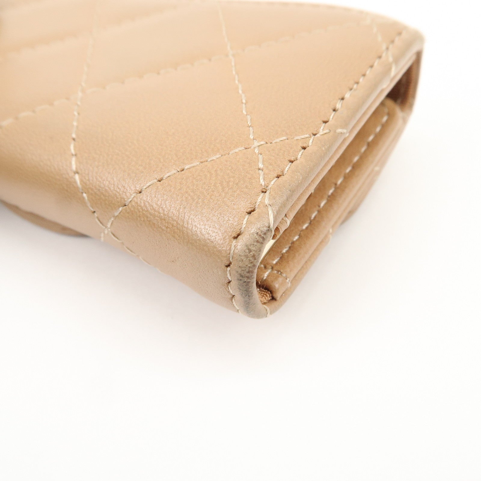 CHANEL Matelasse Lamb Skin COCO Mark 6 Ring Key Case Beige A84400