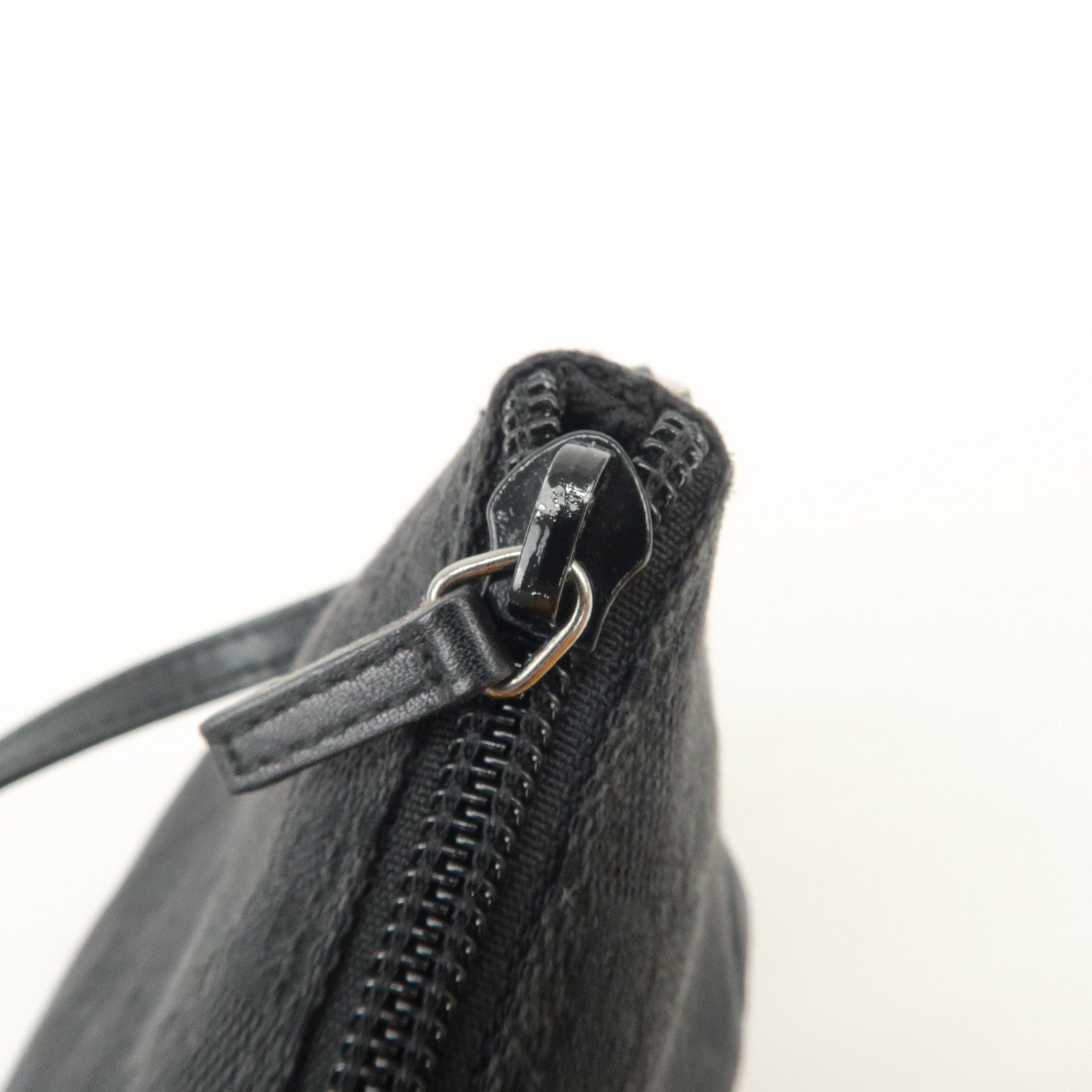 GUCCI Boat Bag GG Canvas Leather Hand Bag Pouch Black 07198