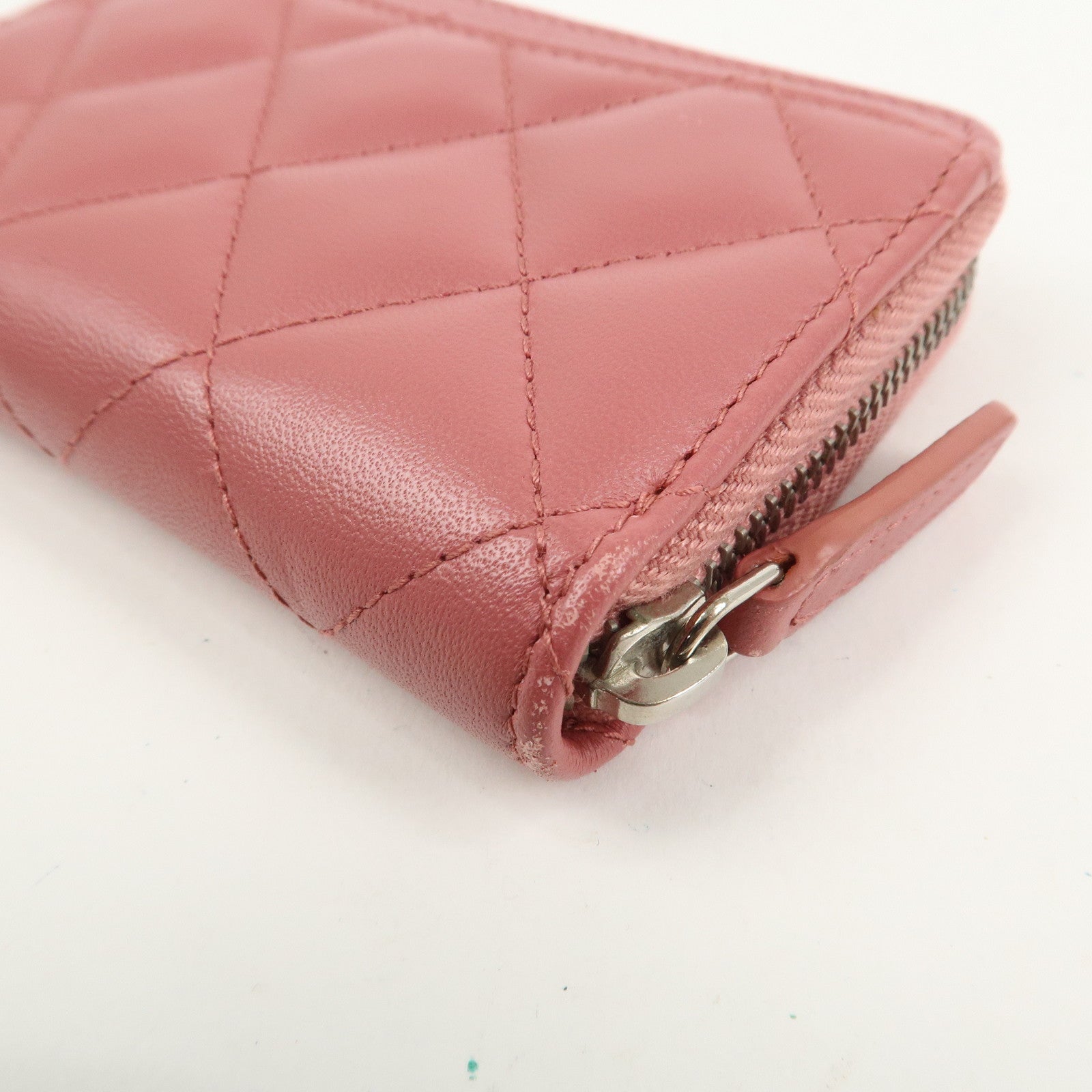 CHANE Matelasse Lambskin Classic Zippy Coin Case Pink AP0216