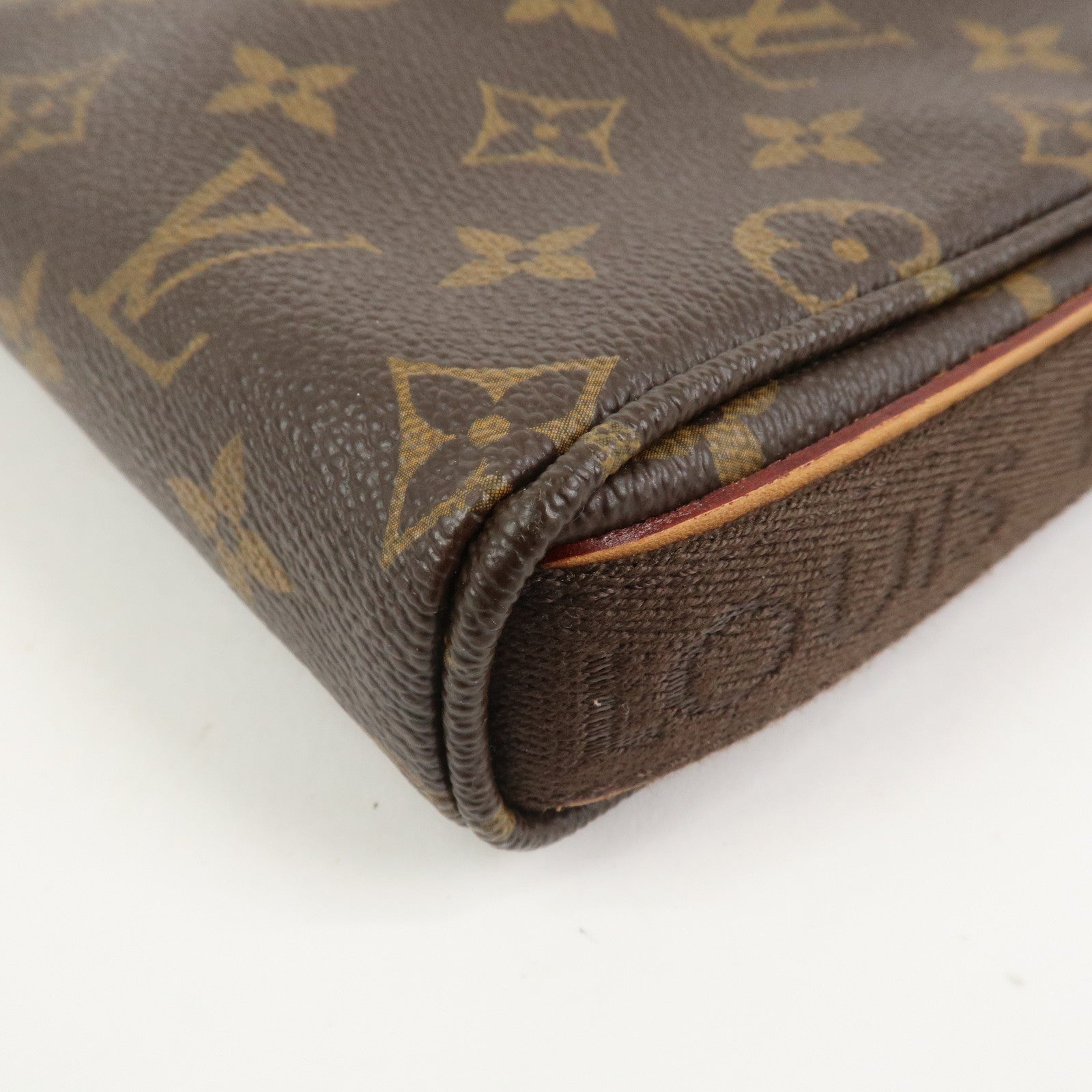 Louis Vuitton Monogram Trotteur Beaubourg Shoulder Bag Brown M97037