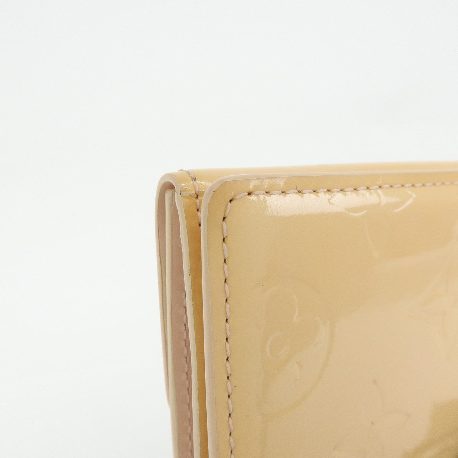 Louis Vuitton Vernis Ludlow Coin Case Marshmallow Pink M91355