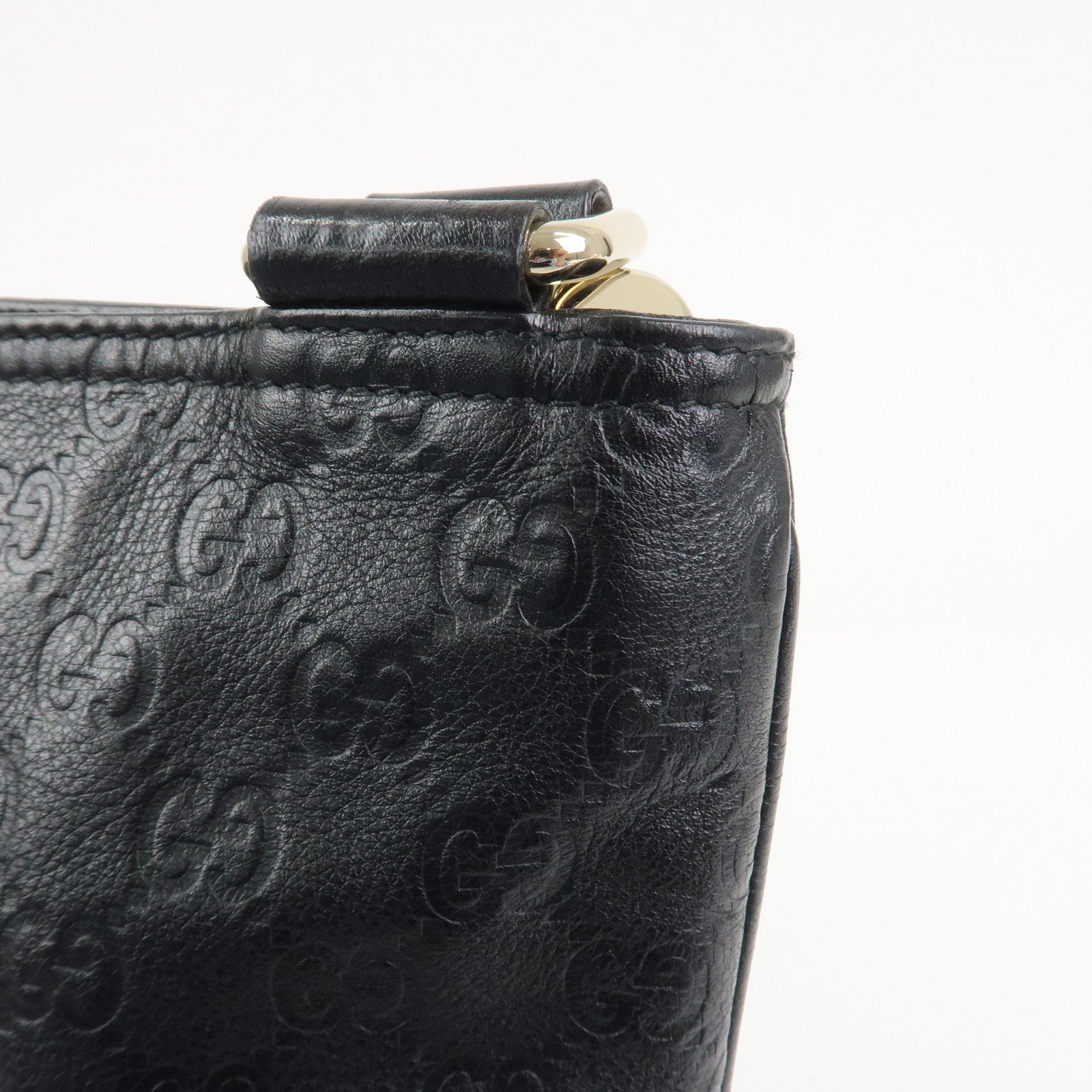 GUCCI Guccissima Leather Shoulder Bag Crossbody Bag Black 201446