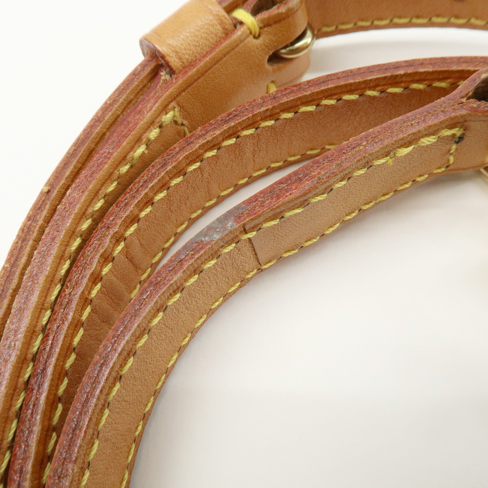 Louis Vuitton Adjustable Leather Shoulder Strap 120cm 1.6cm J52312