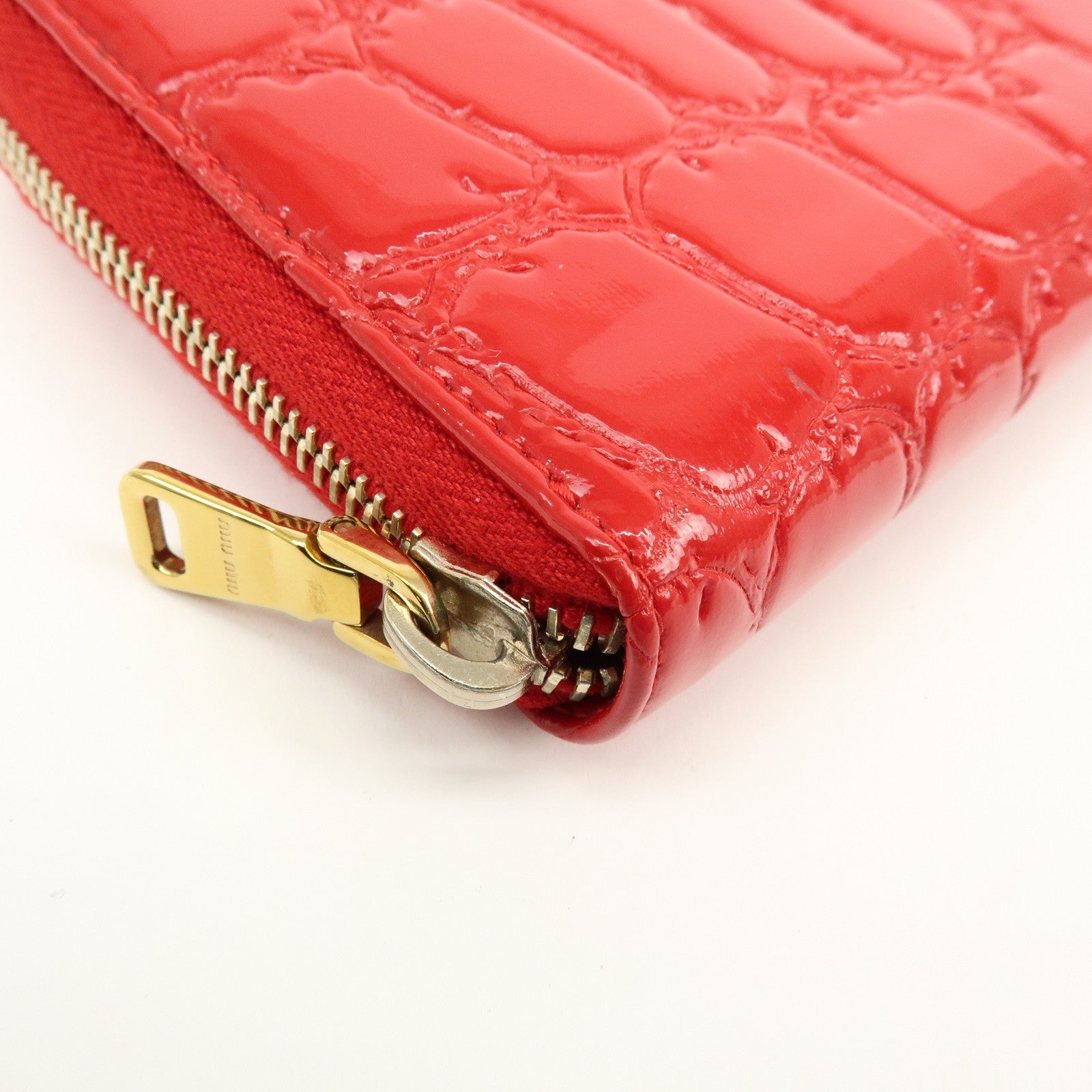 MIU MIU Patent Embossed Leather Round Zippy Long Wallet Red 5ML506