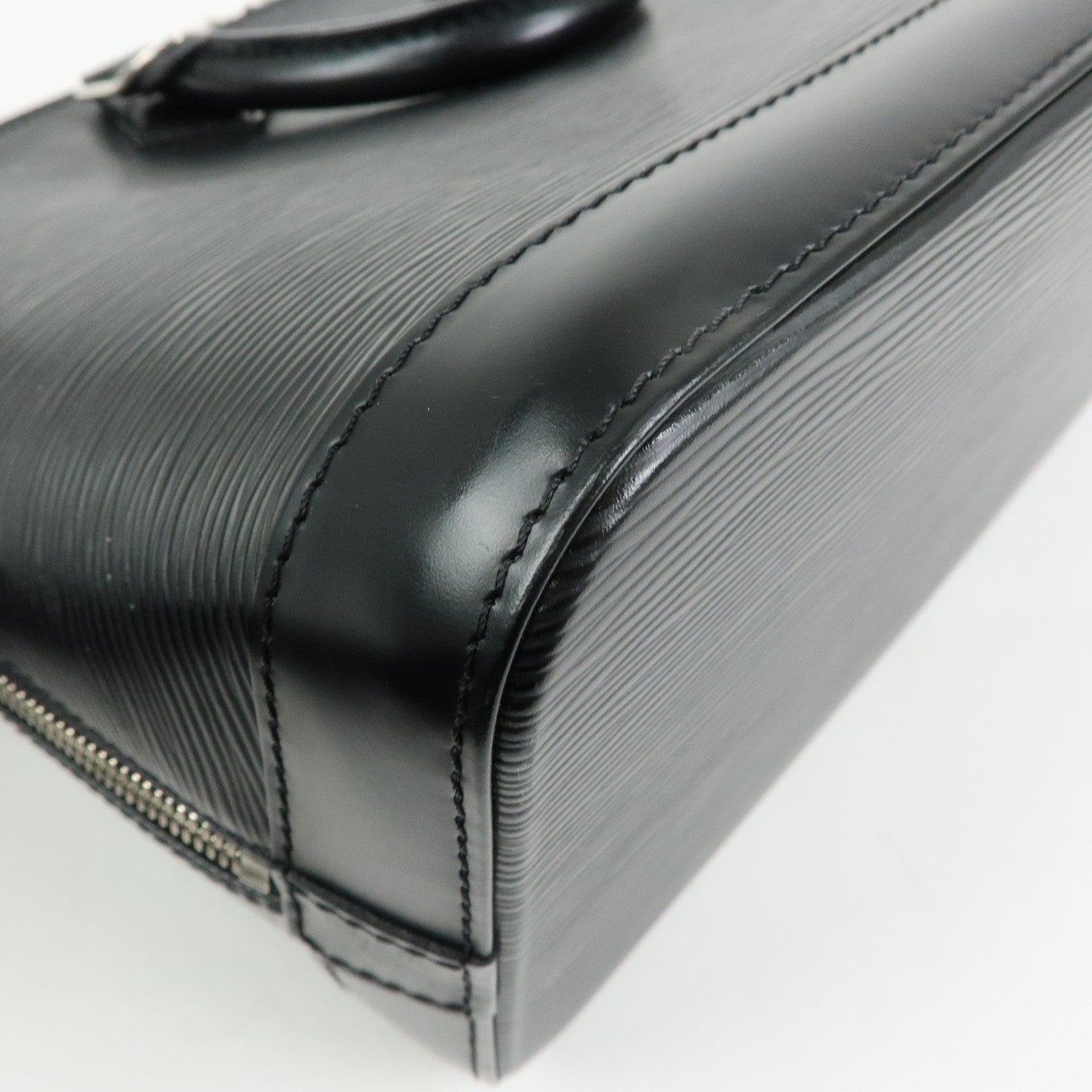 Louis Vuitton Epi Leather Alma PM Hand Bag Noir Black M40302