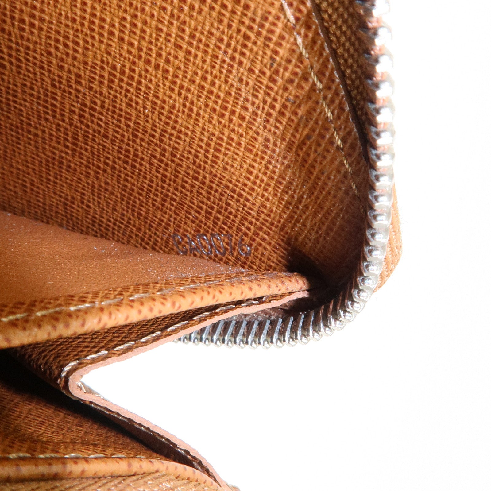 Louis Vuitton Epi Leather Zippy Long Wallet Cannelle M6007I
