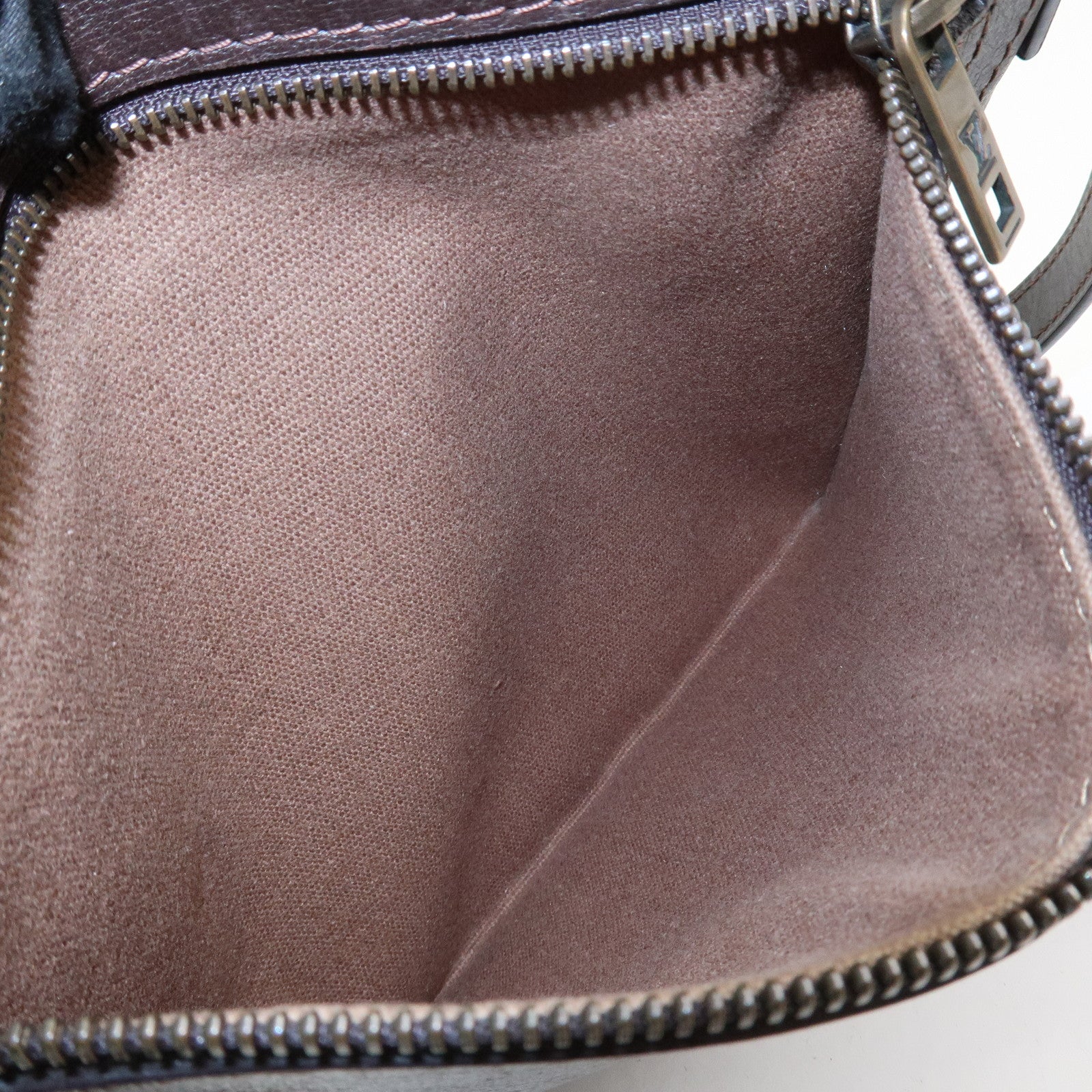 Louis Vuitton Utah Calf Pochette Shawnee Shoulder Bag Cafe M93452